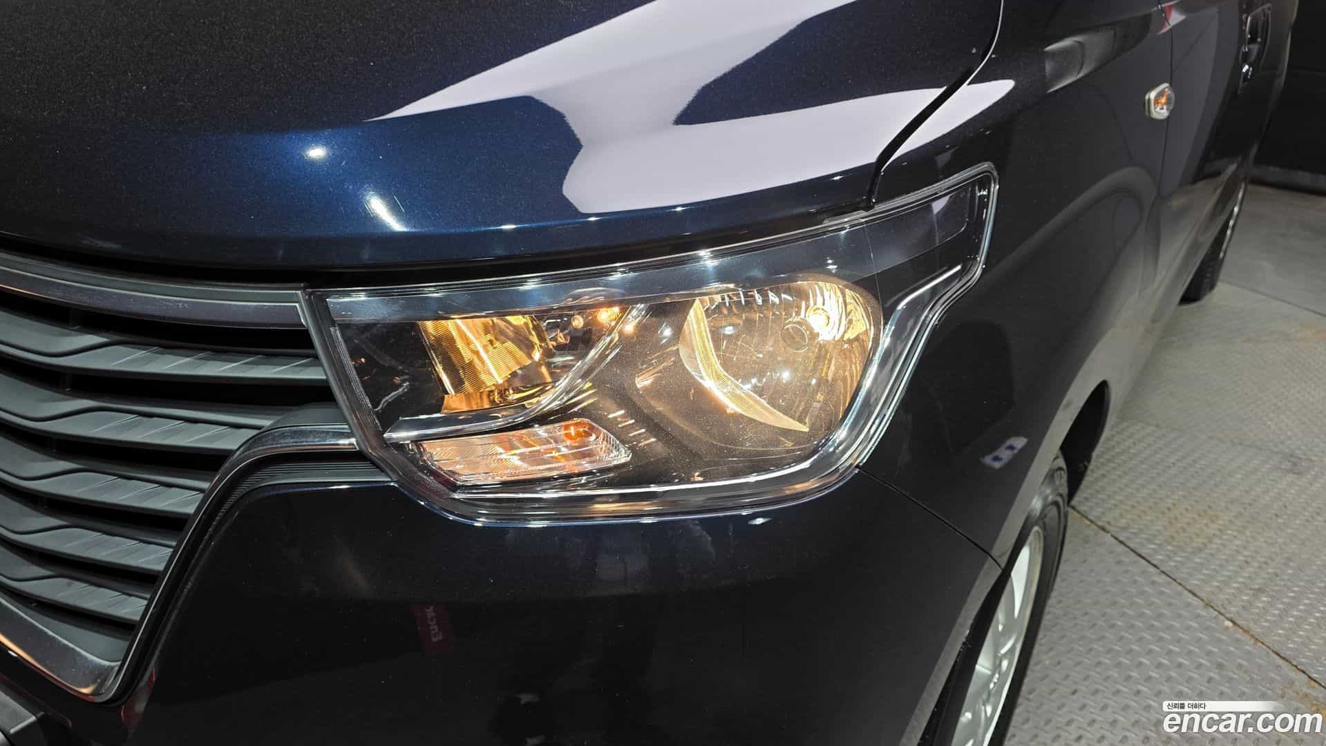 Starex Hyundai 2019.6-OUTER-032