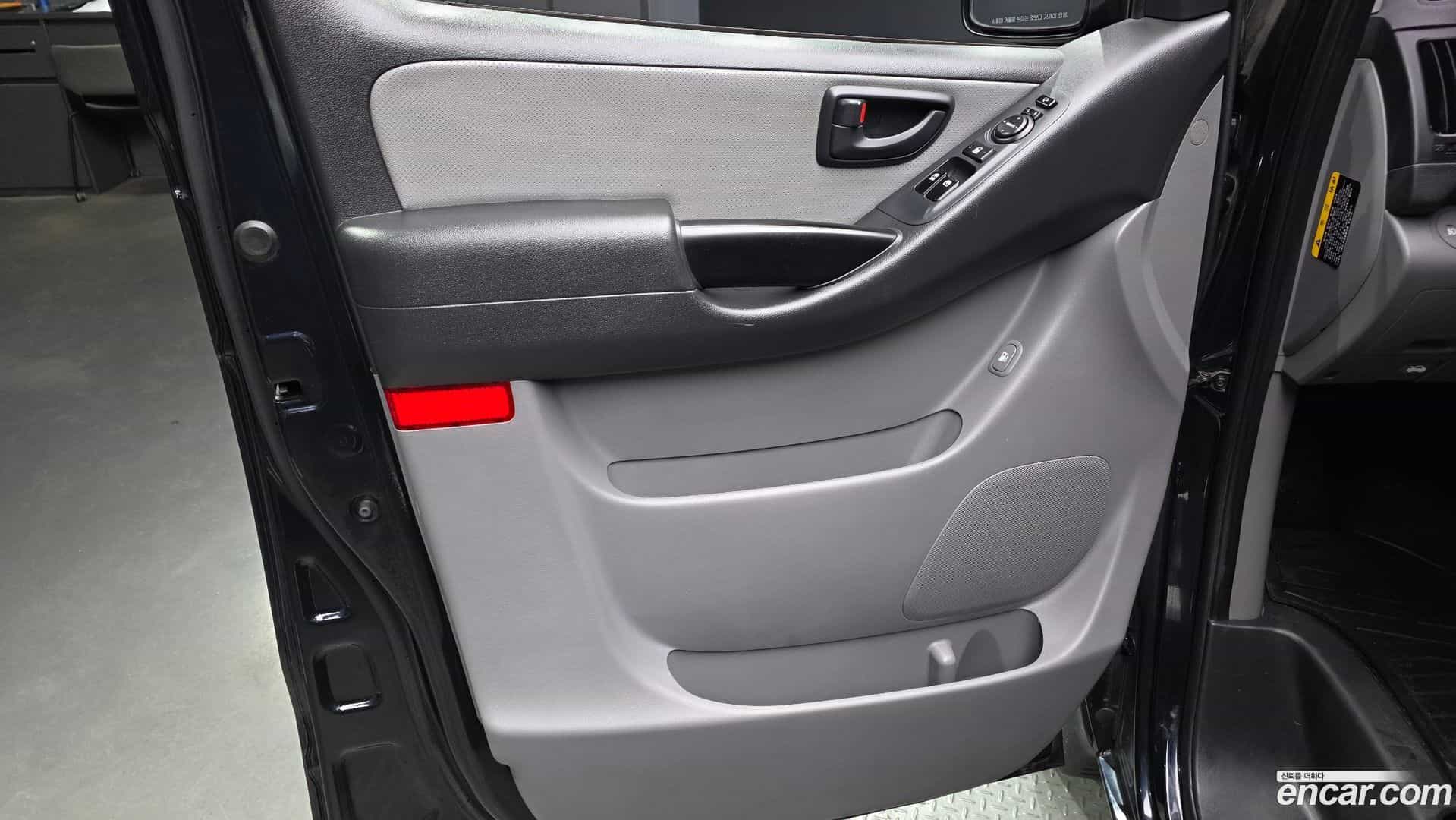 Starex Hyundai 2019.6-INNER-034