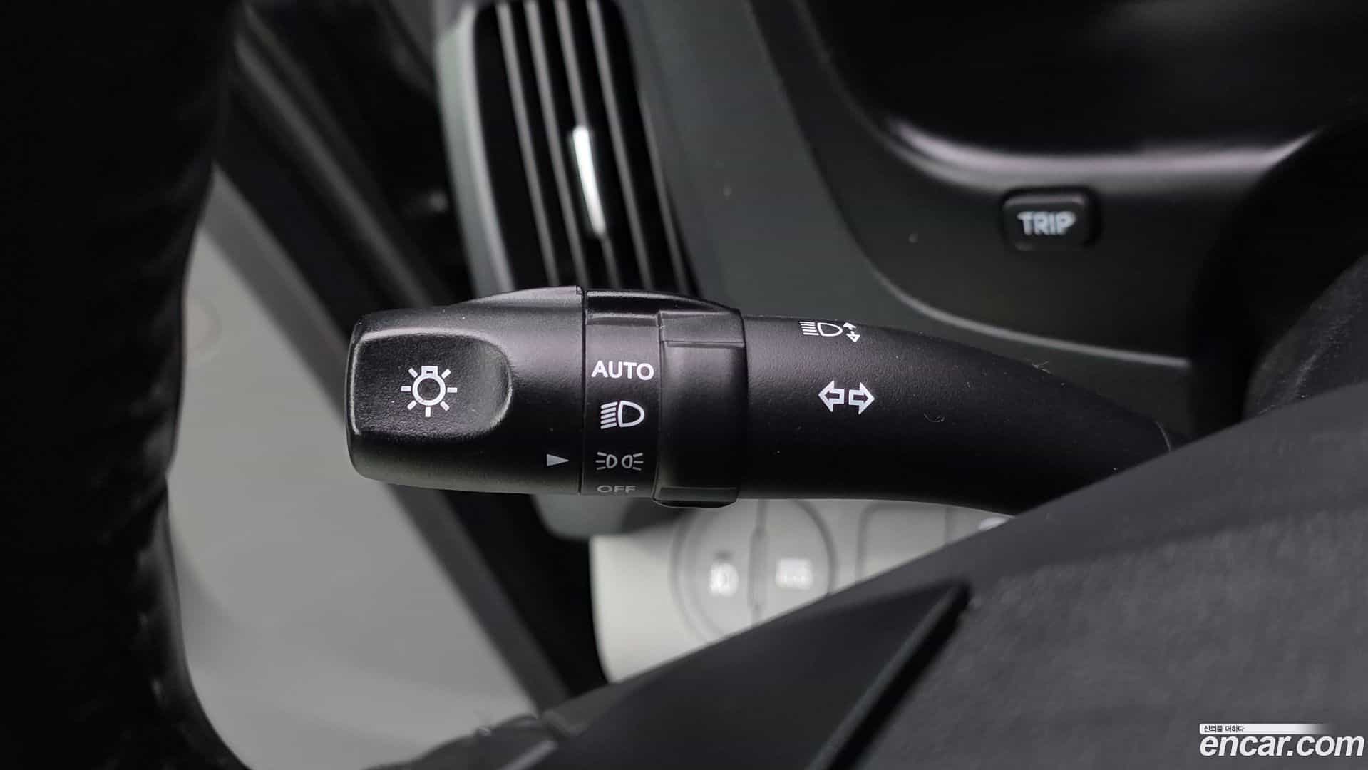 Starex Hyundai 2019.6-OPTION-044