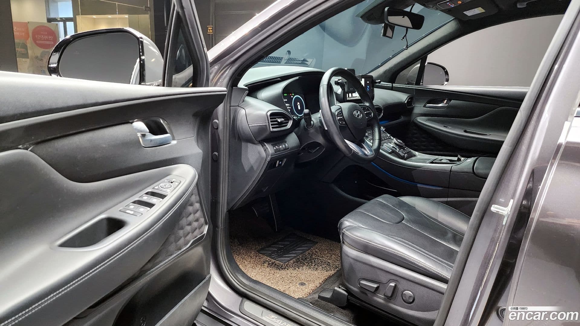 Main__Slider__Photo:Santafe Hyundai 2021.8-9