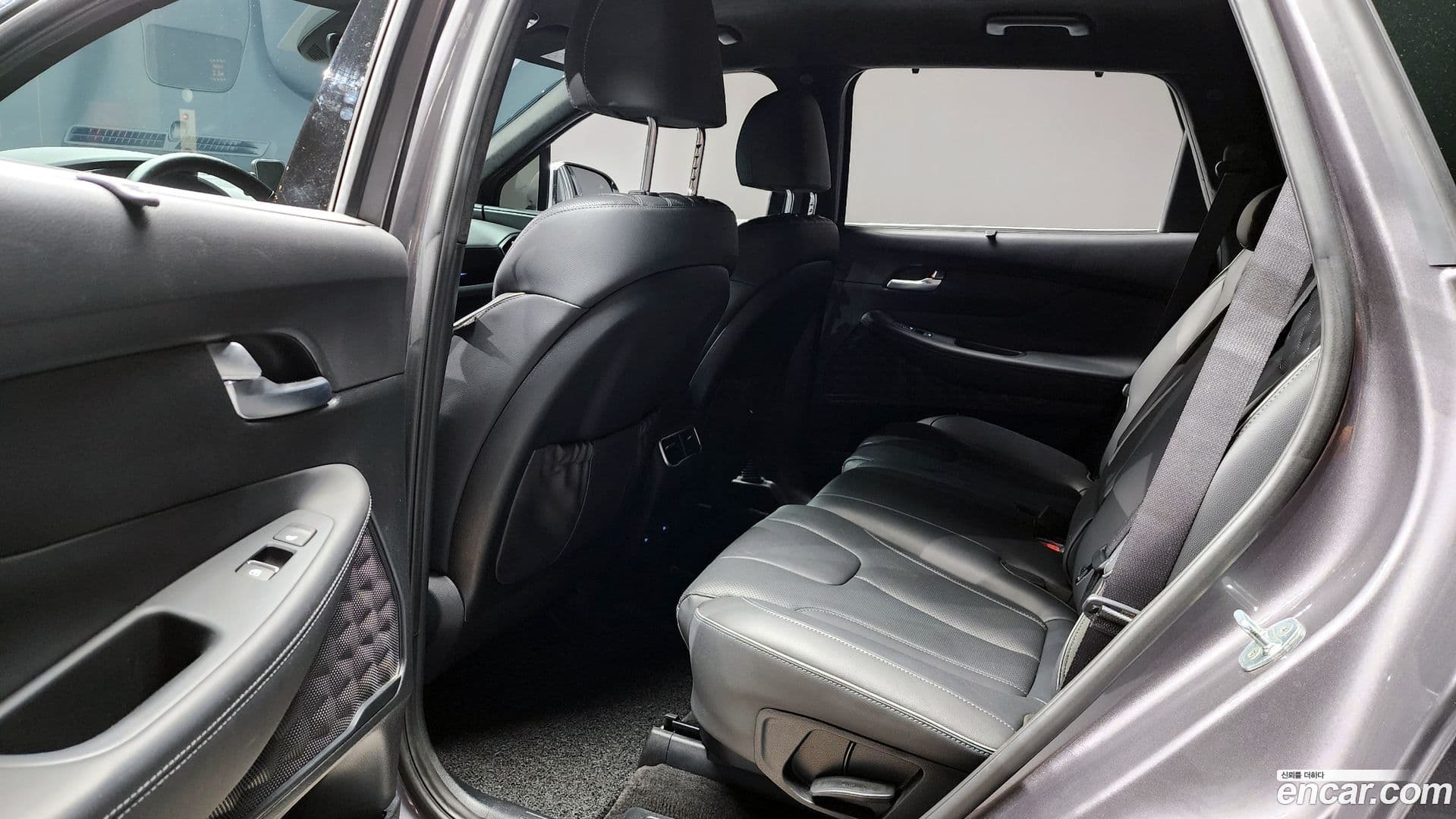 Main__Slider__Photo:Santafe Hyundai 2021.8-11