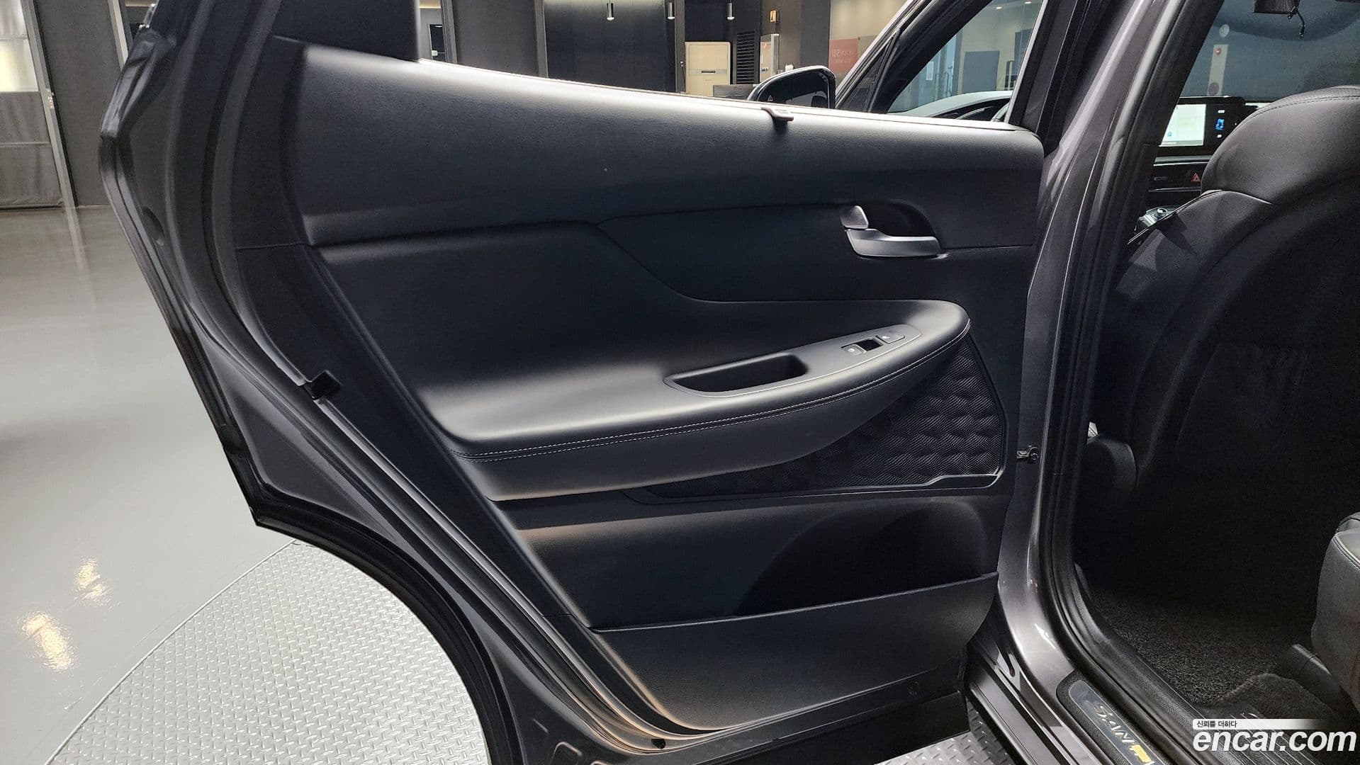 Main__Slider__Photo:Santafe Hyundai 2021.8-24