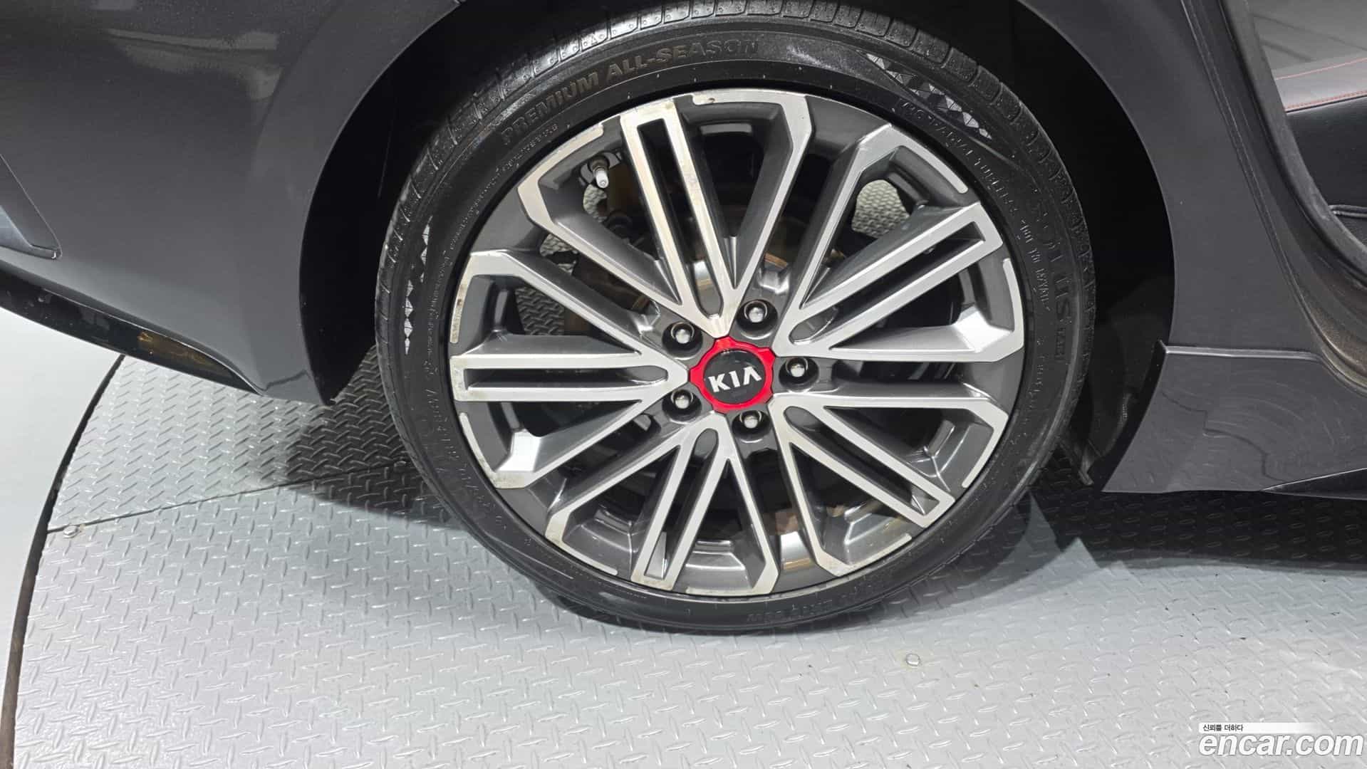 K3 Kia 2019.0-OUTER-005