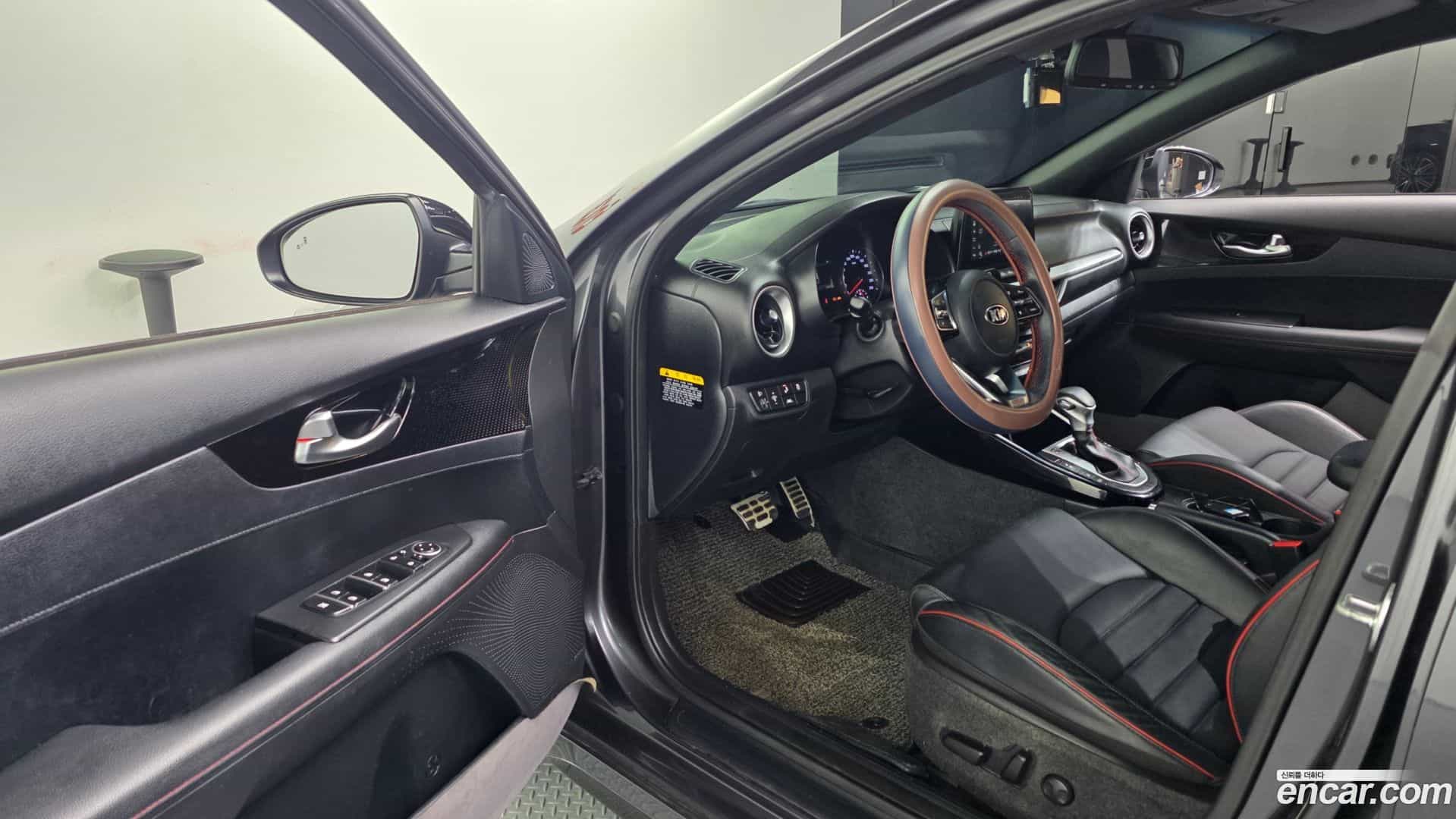 K3 Kia 2019.0-INNER-010