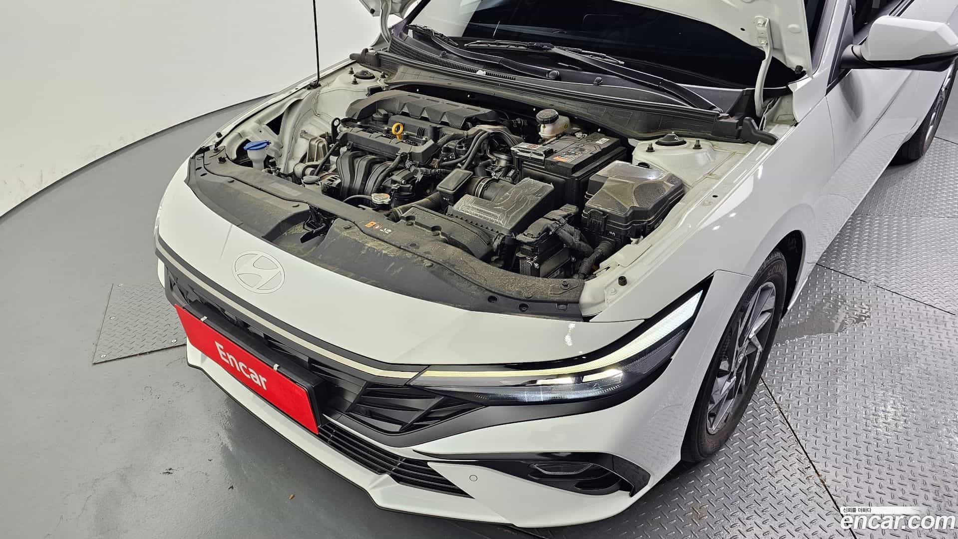 AVANTE Hyundai 2024.0-OUTER-006
