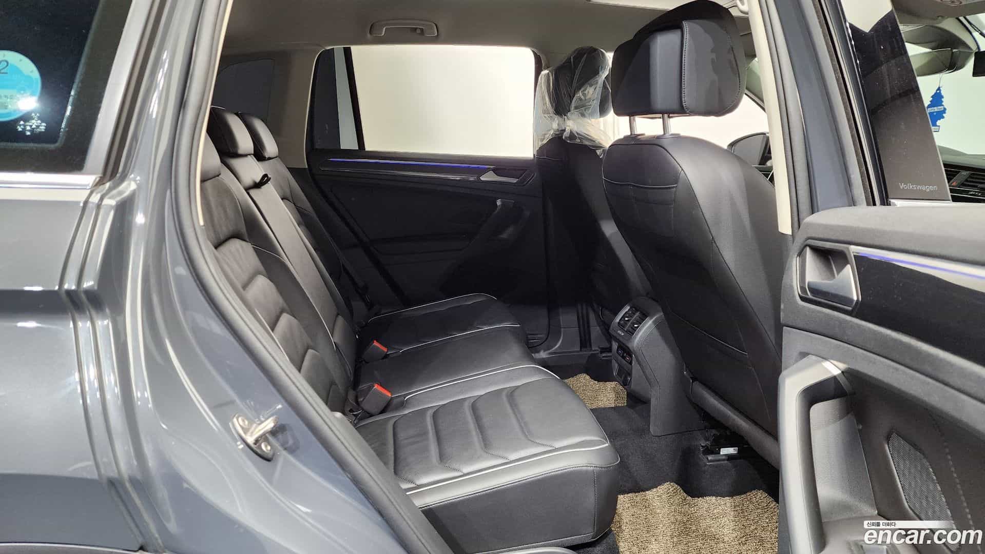 Tiguan Volkswagen 2021.7-OPTION-015