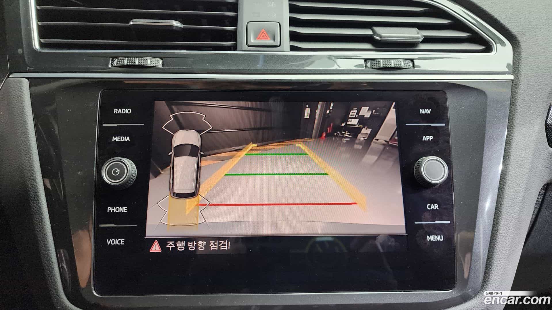 Tiguan Volkswagen 2021.7-OPTION-017