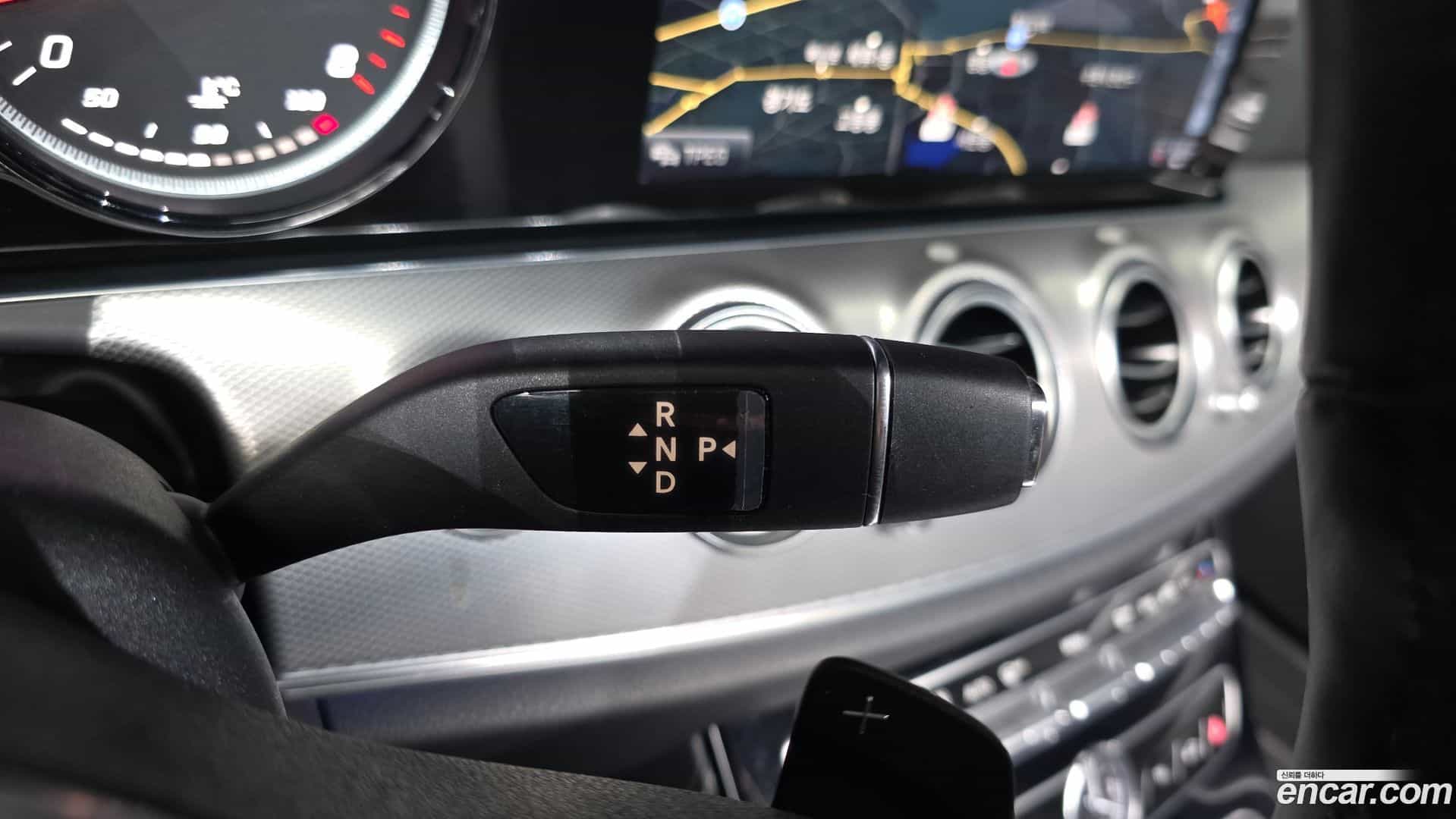 E-Class Mercedes-Benz 2019.7-INNER-009