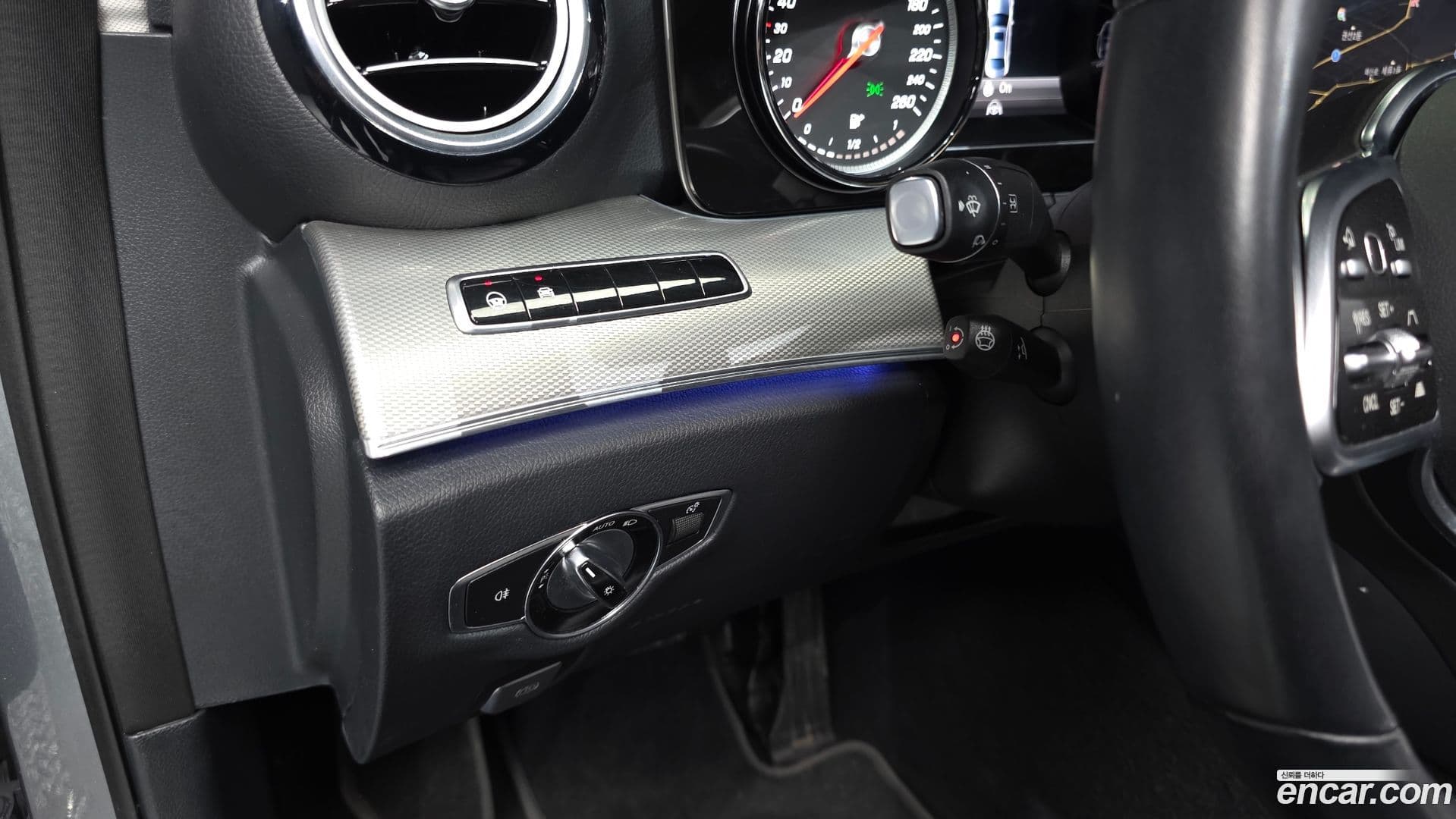 Main__Slider__Photo:E-Class Mercedes-Benz 2019.7-13