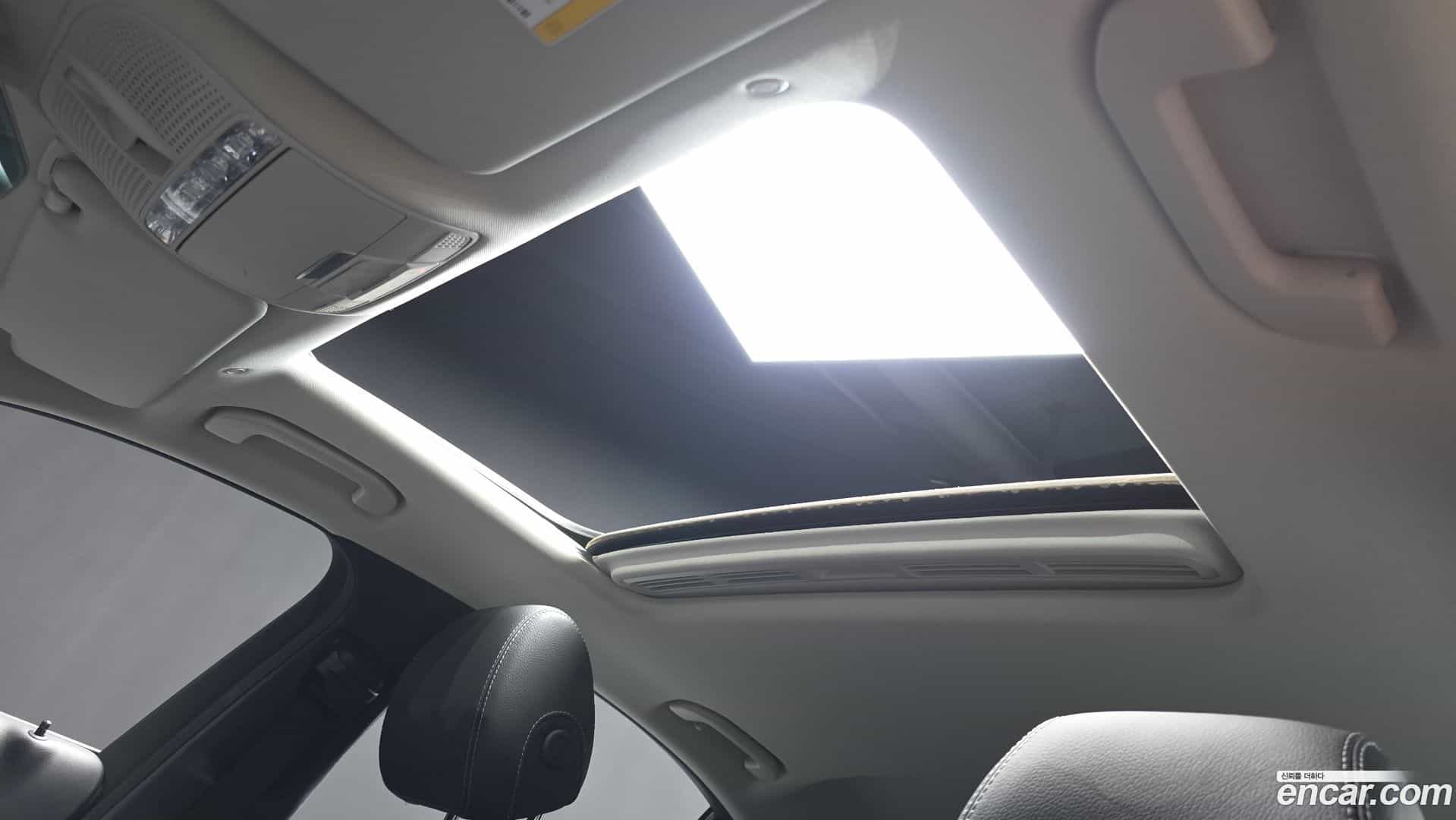 E-Class Mercedes-Benz 2019.7-OPTION-023
