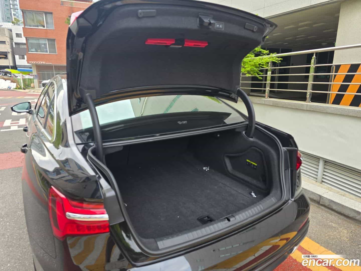 A6 Audi 2023.8-OPTION-023
