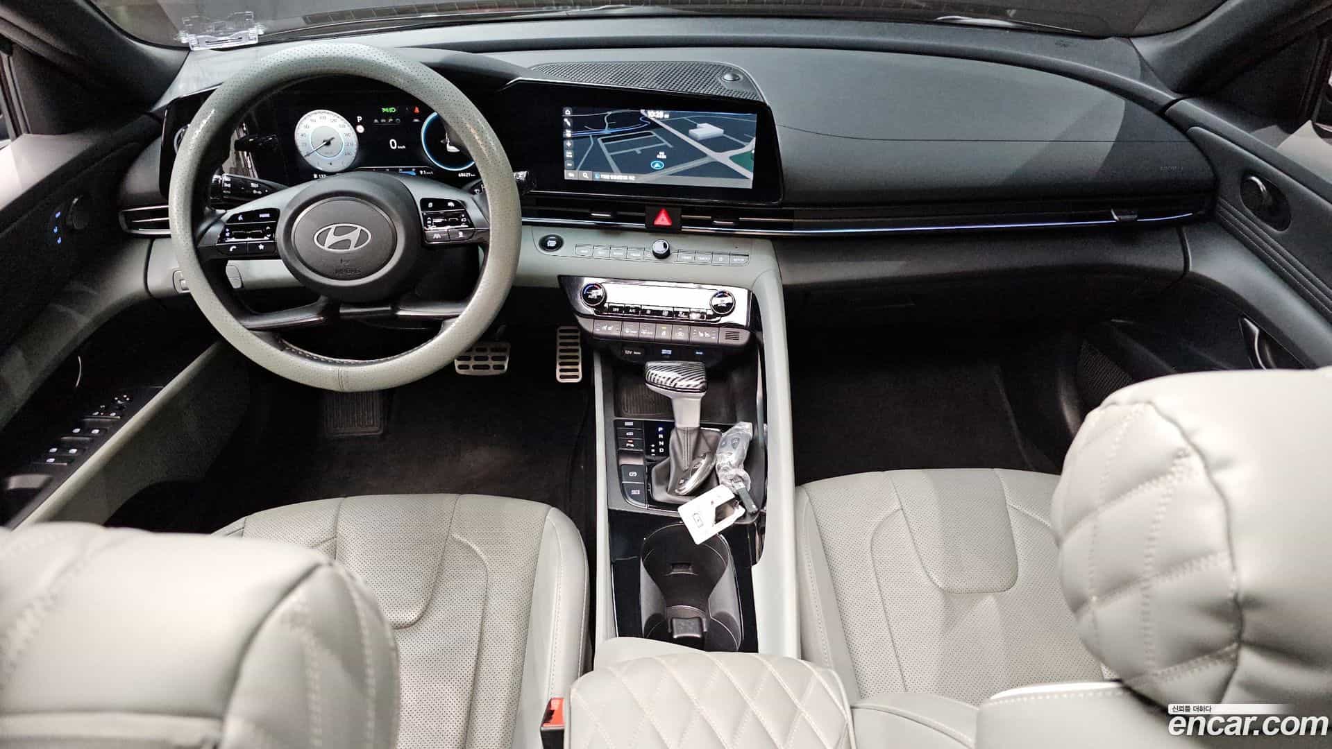 AVANTE Hyundai 2023.5-INNER-007