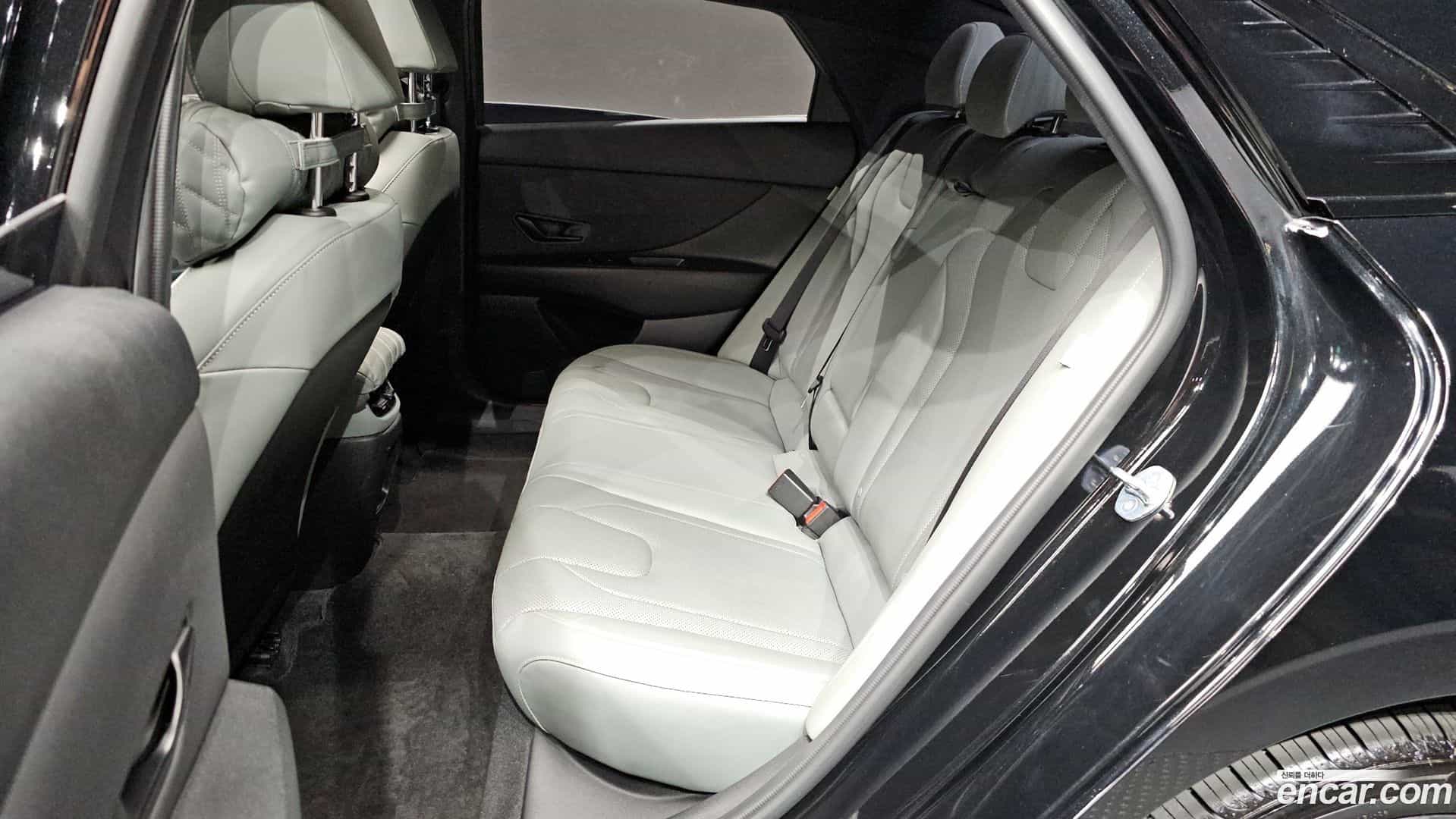 AVANTE Hyundai 2023.5-INNER-036