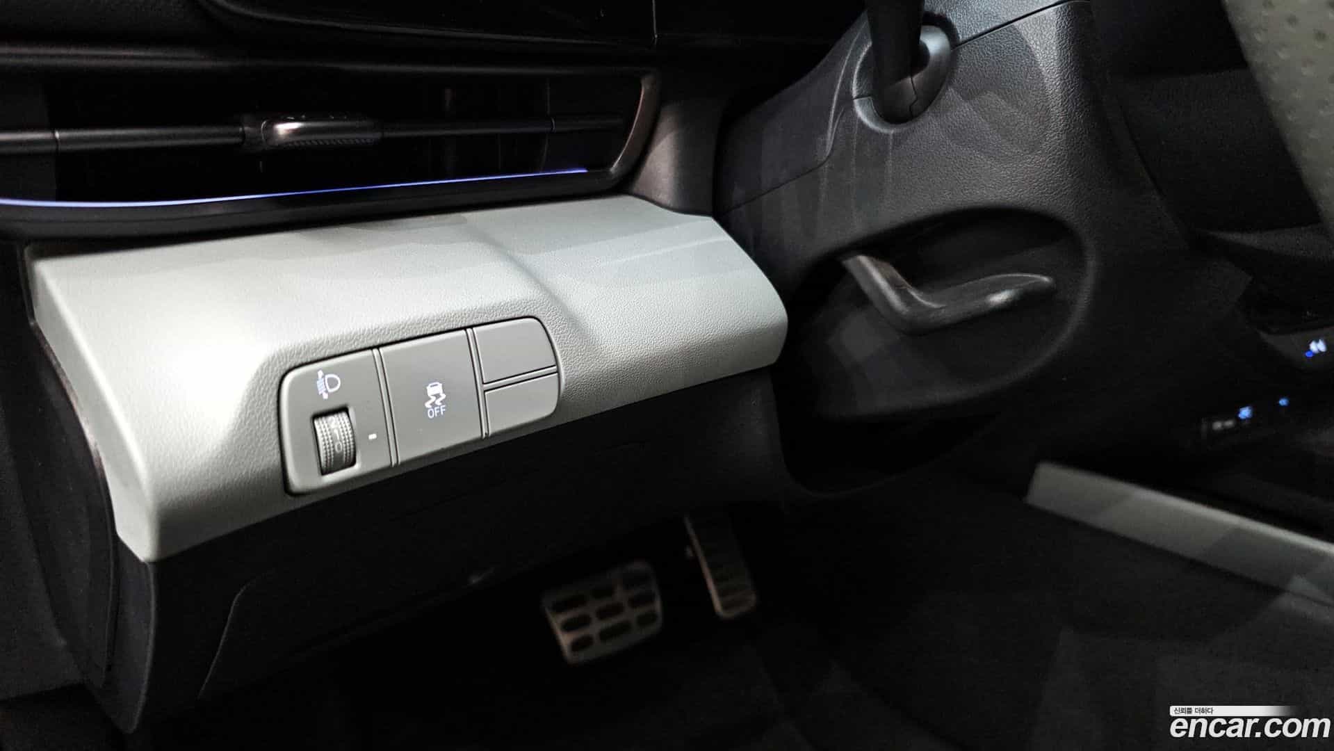 AVANTE Hyundai 2023.5-OPTION-040