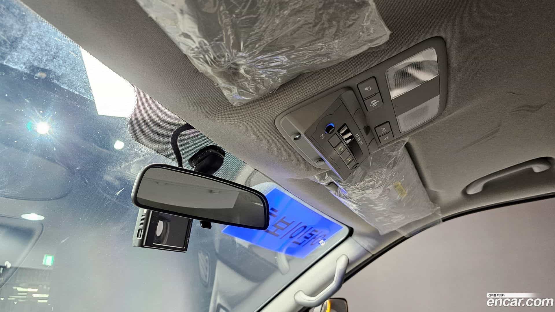 Starex Hyundai 2021.3-OPTION-024