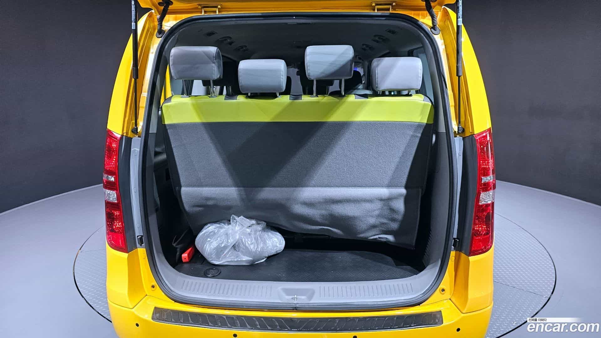 Starex Hyundai 2021.3-OPTION-042