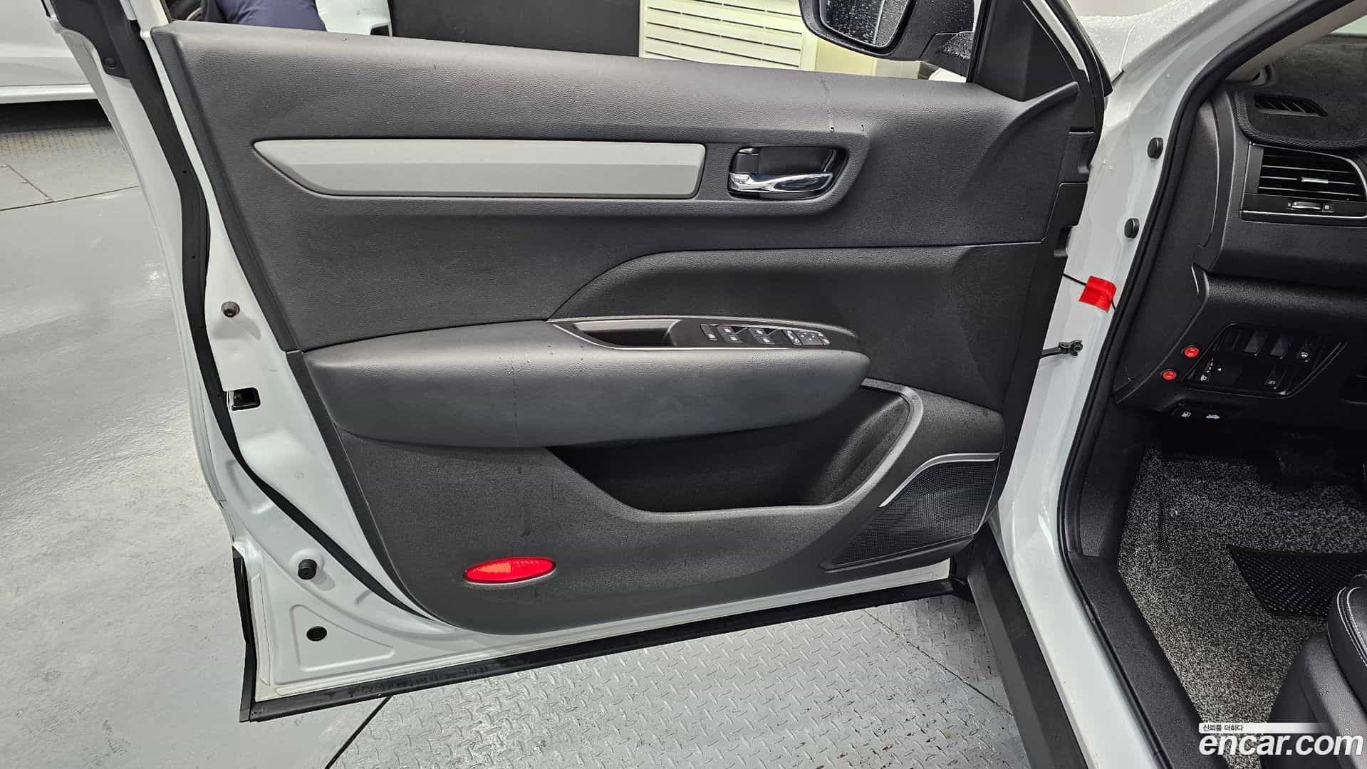 QM6 Renault Korea 2023.6-INNER-034