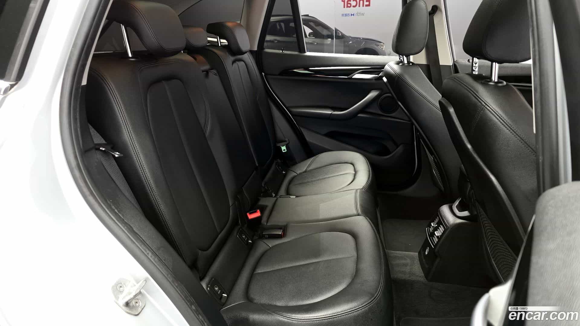 X1 BMW 2017.8-OPTION-015