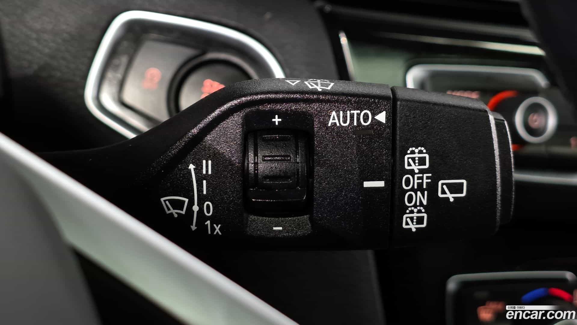X1 BMW 2017.8-OPTION-040