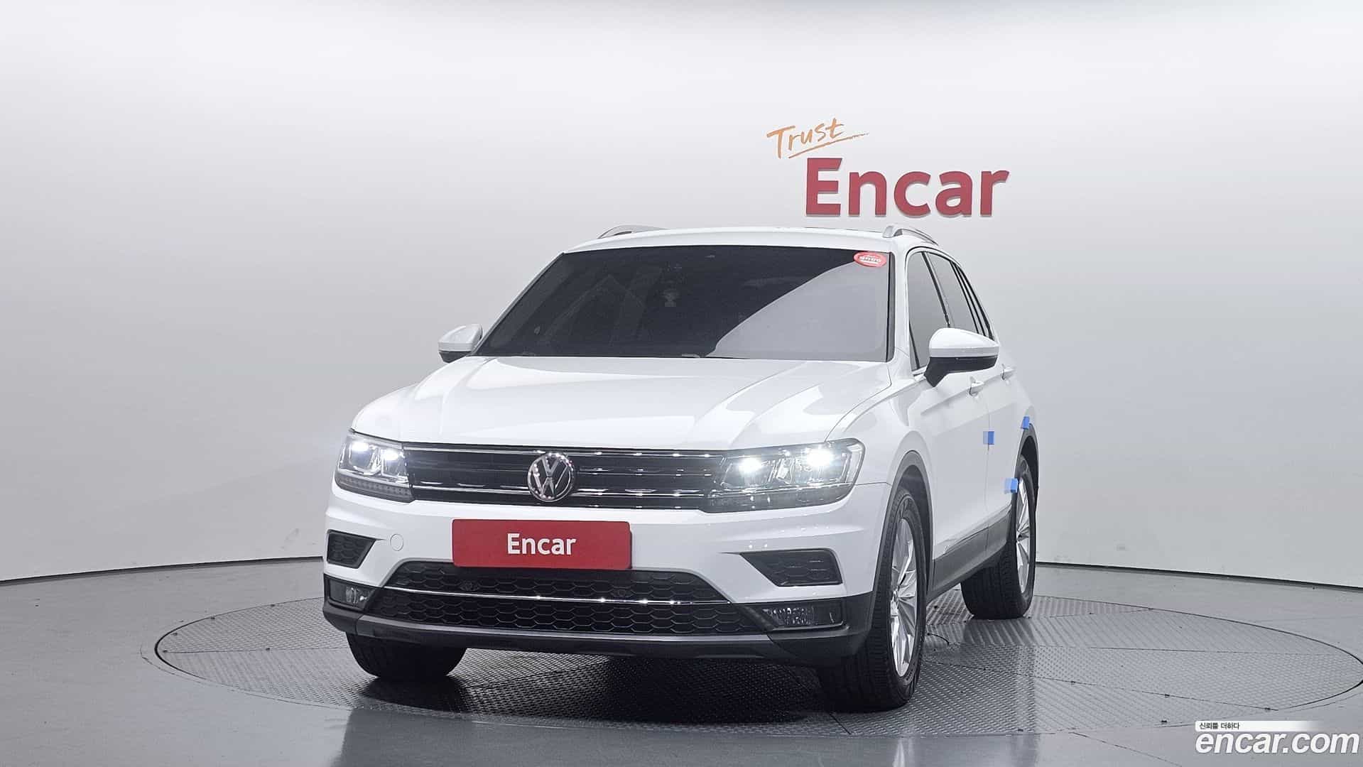 Tiguan Volkswagen 2020.2-OUTER-003