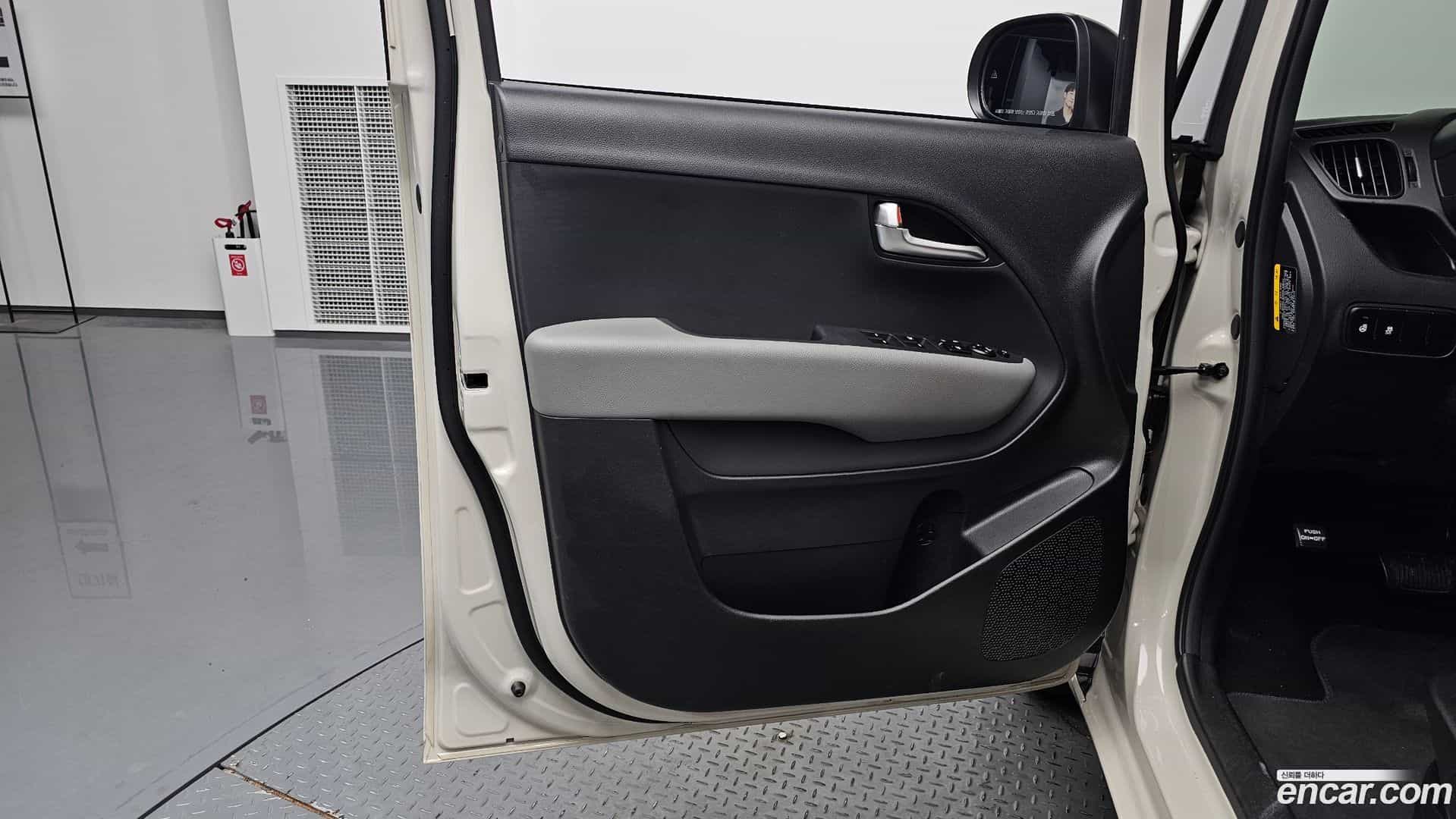 RAY Kia 2024.4-INNER-034