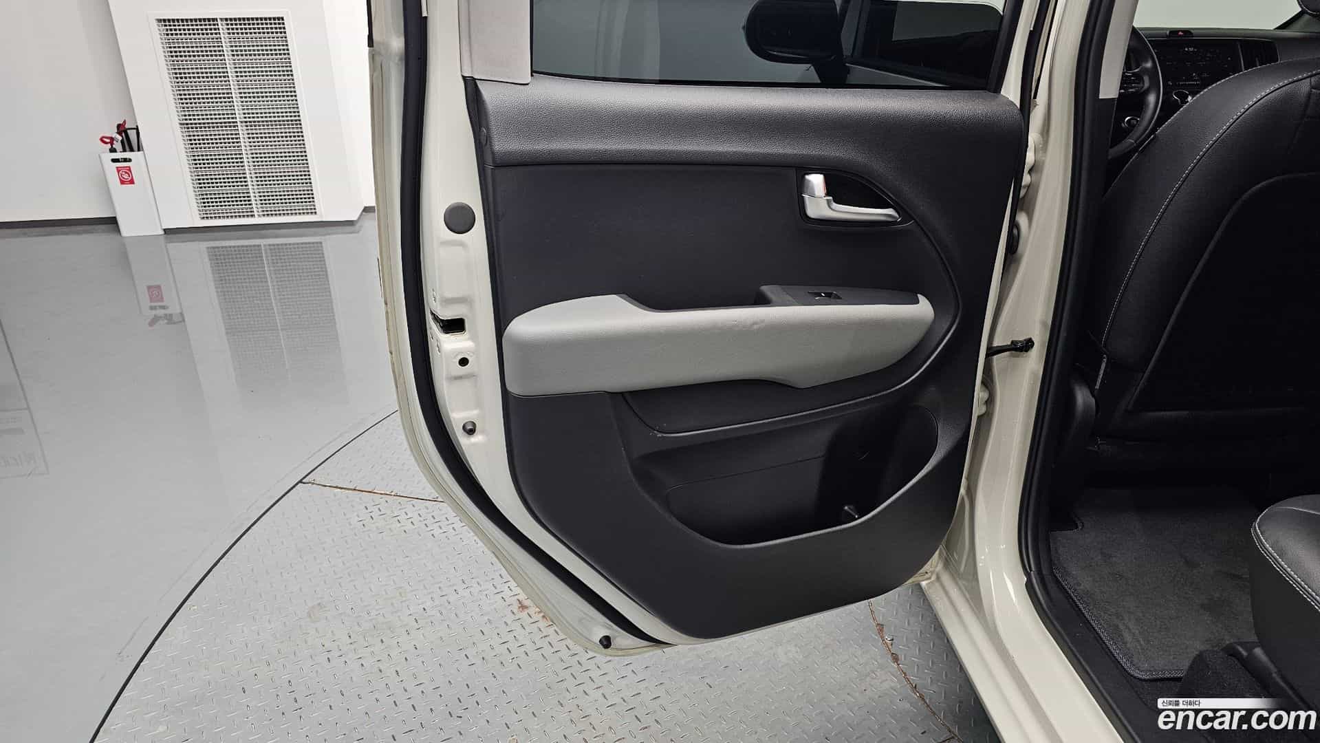 RAY Kia 2024.4-INNER-035