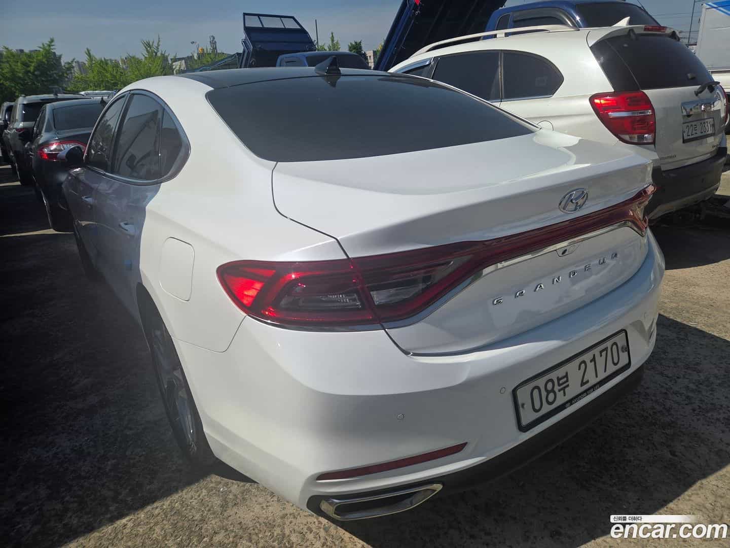 Grandeur Hyundai 2018.8-OUTER-002
