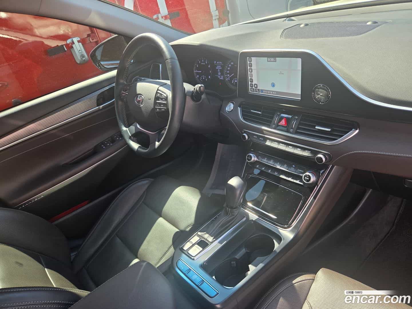 Grandeur Hyundai 2018.8-OPTION-023