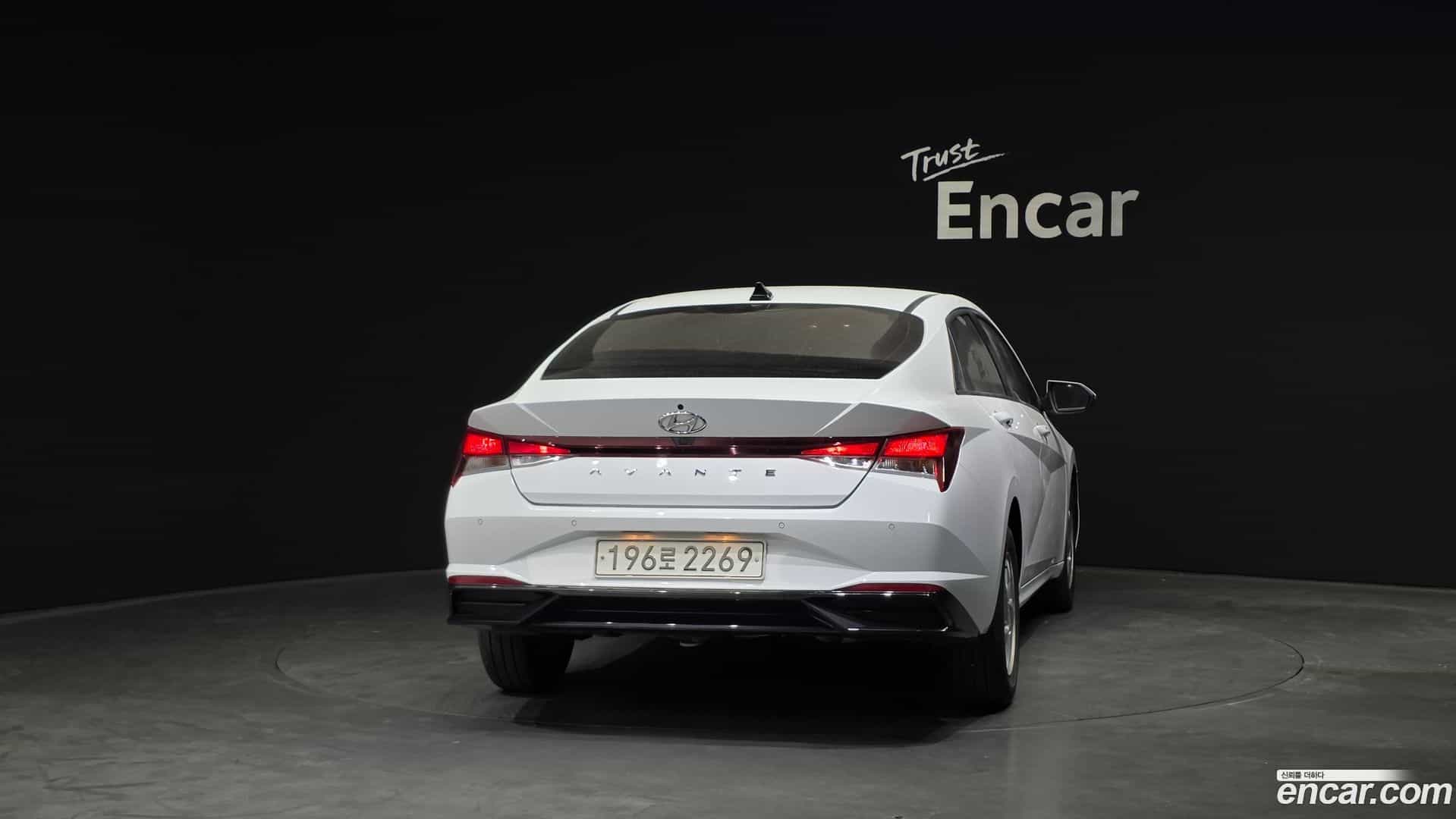AVANTE Hyundai 2022.0-OUTER-004