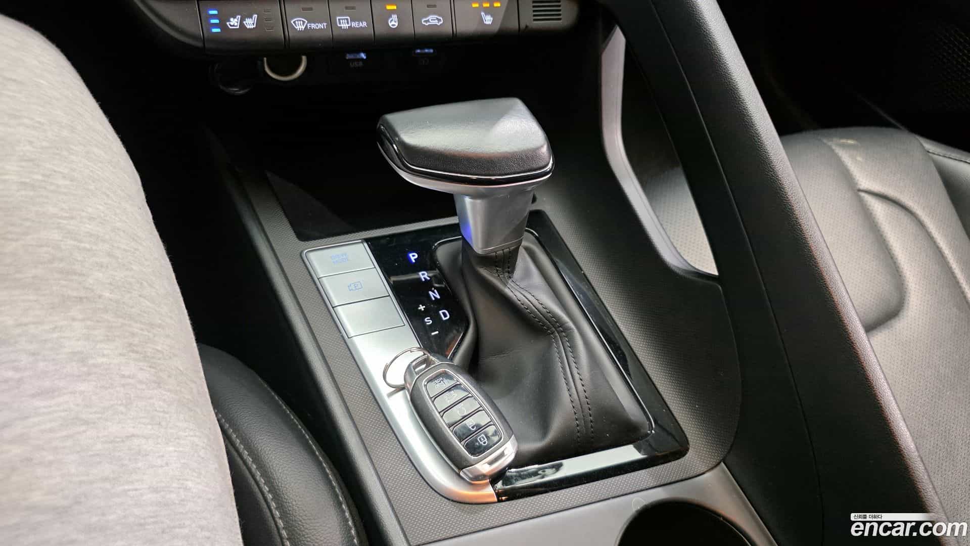 AVANTE Hyundai 2022.0-INNER-009