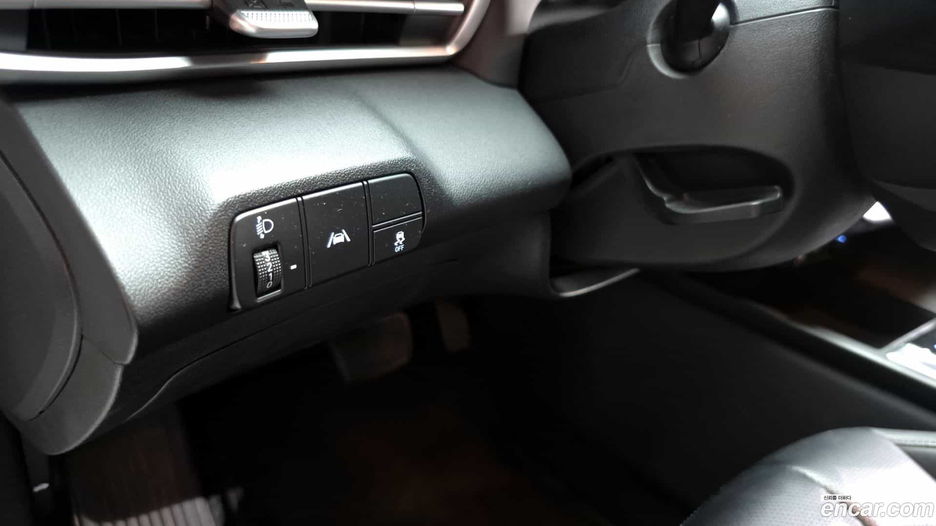 AVANTE Hyundai 2022.0-OPTION-019
