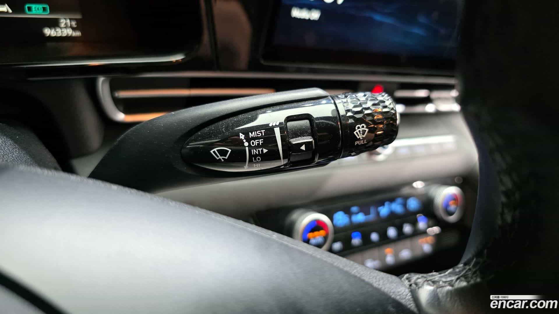AVANTE Hyundai 2022.0-OPTION-021