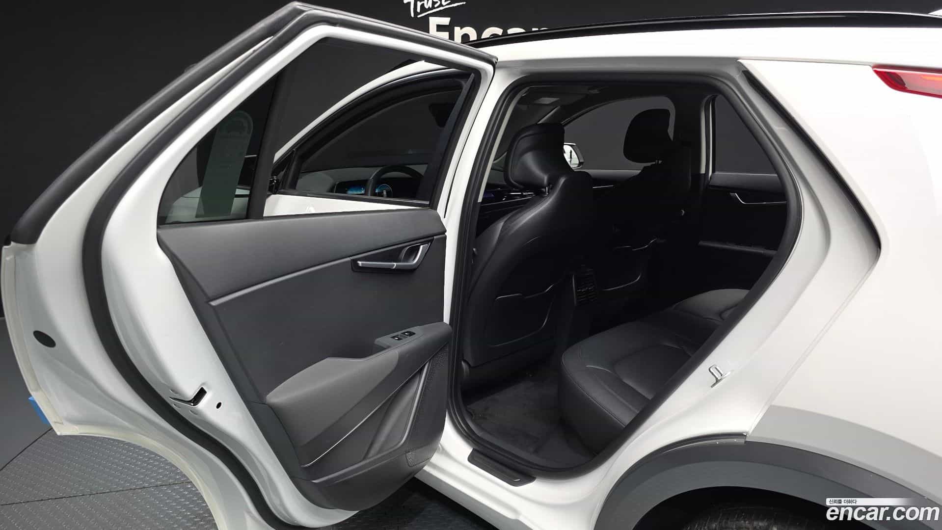 Niro Kia 2024.2-INNER-036