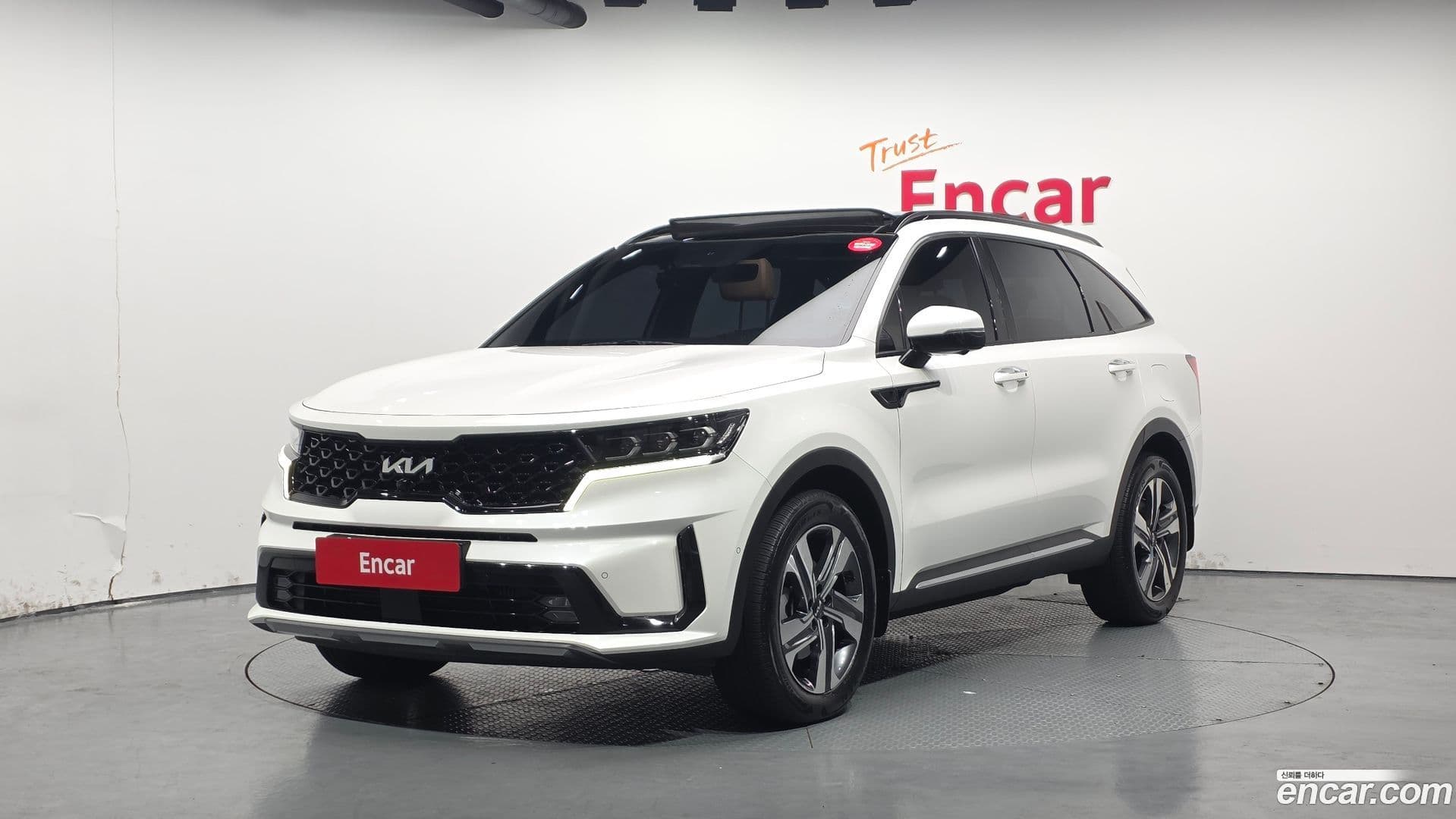 Main__Slider__Photo:Sorento Kia 2023.1-0