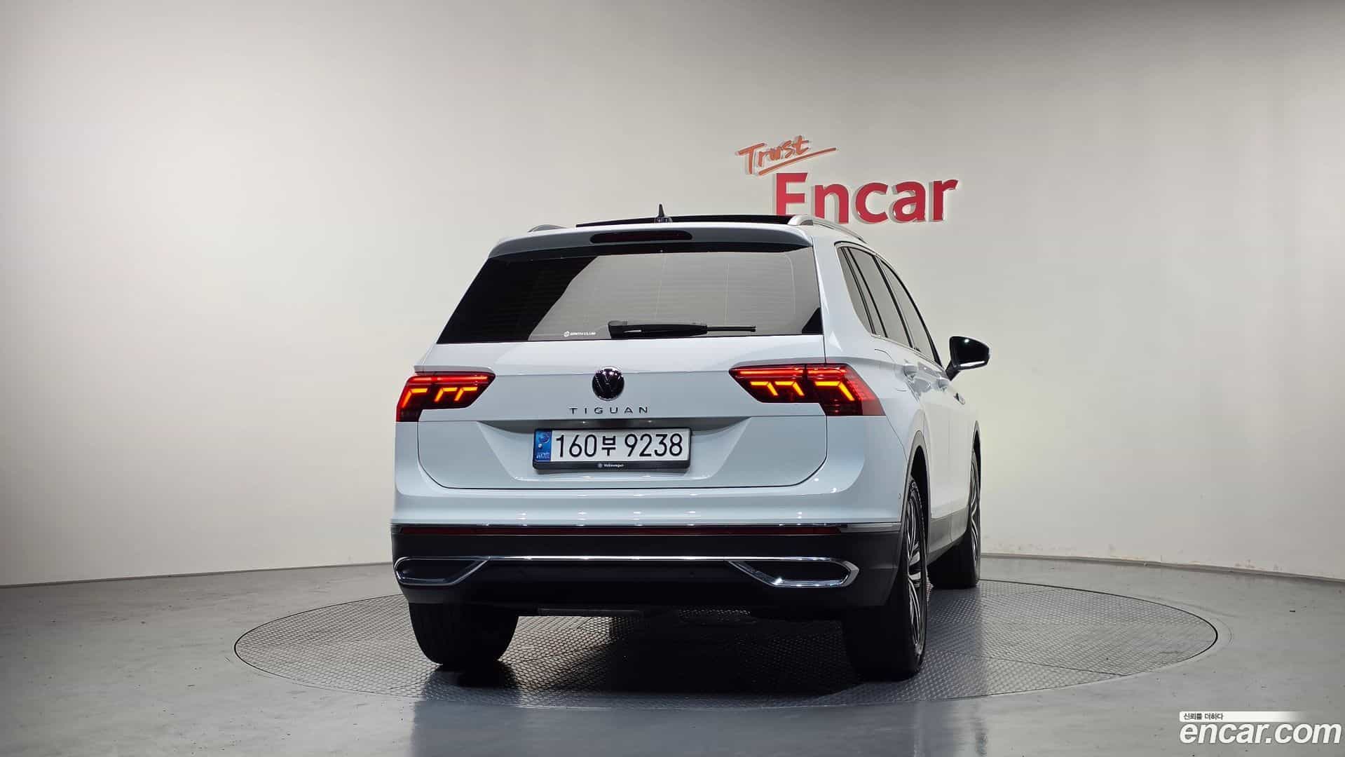 Tiguan Volkswagen 2021.6-OUTER-004