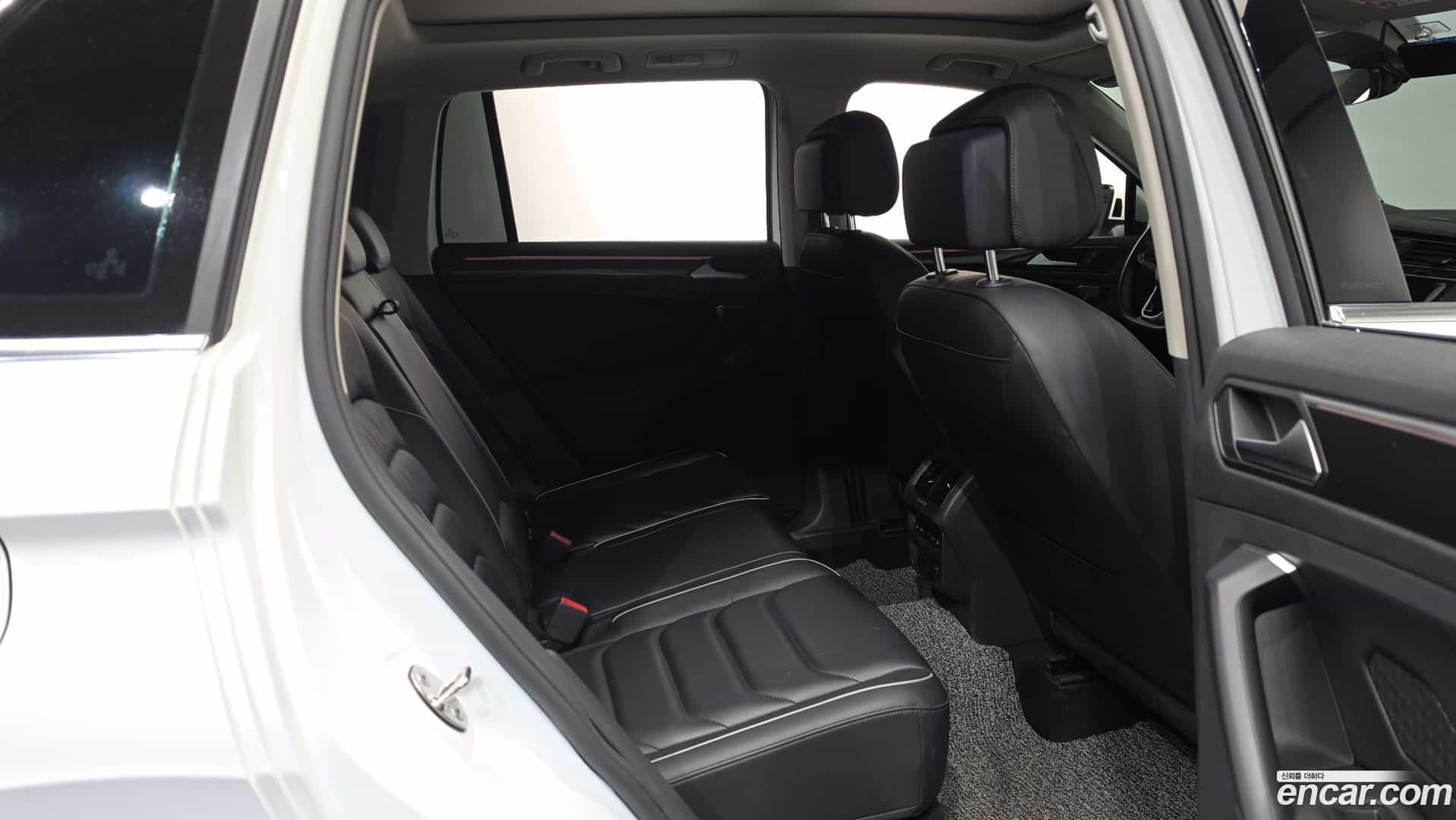 Tiguan Volkswagen 2021.6-OPTION-015