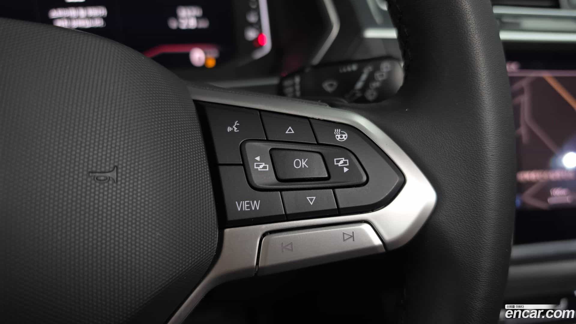 Tiguan Volkswagen 2021.6-OPTION-022