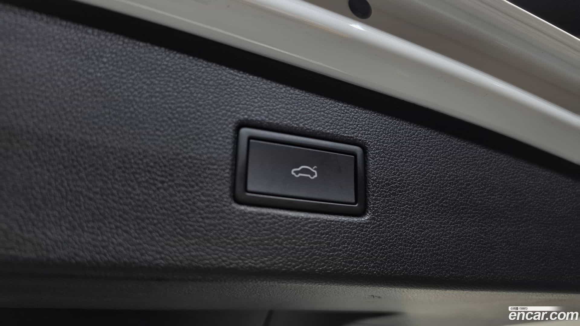 Tiguan Volkswagen 2021.6-OPTION-024