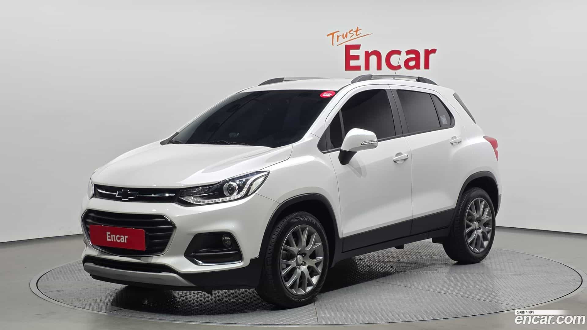 Trax Chevrolet 2022.3-OUTER-001