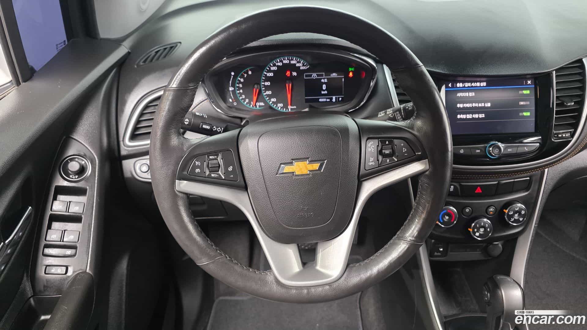 Trax Chevrolet 2022.3-OPTION-017