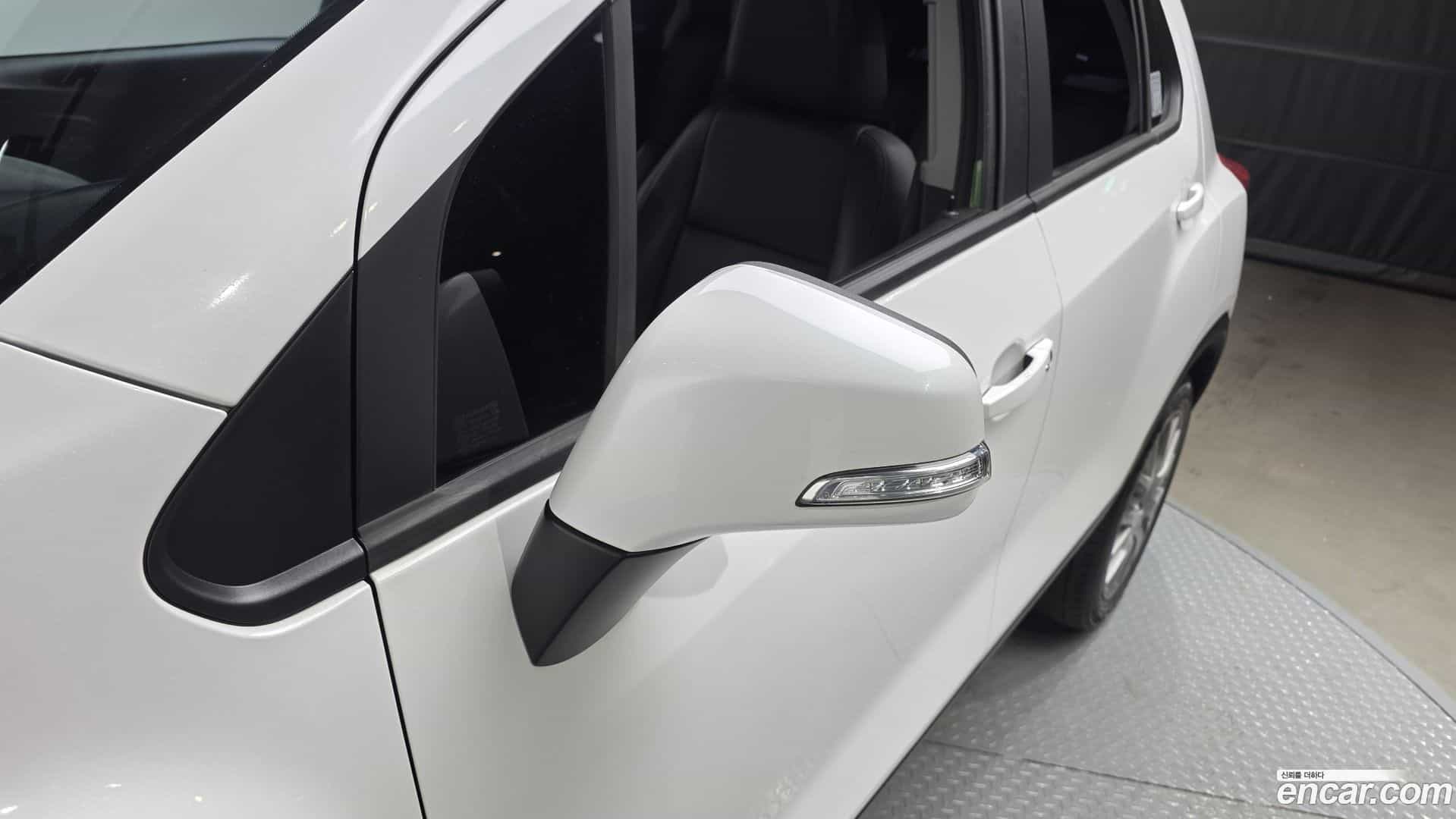 Trax Chevrolet 2022.3-OPTION-045