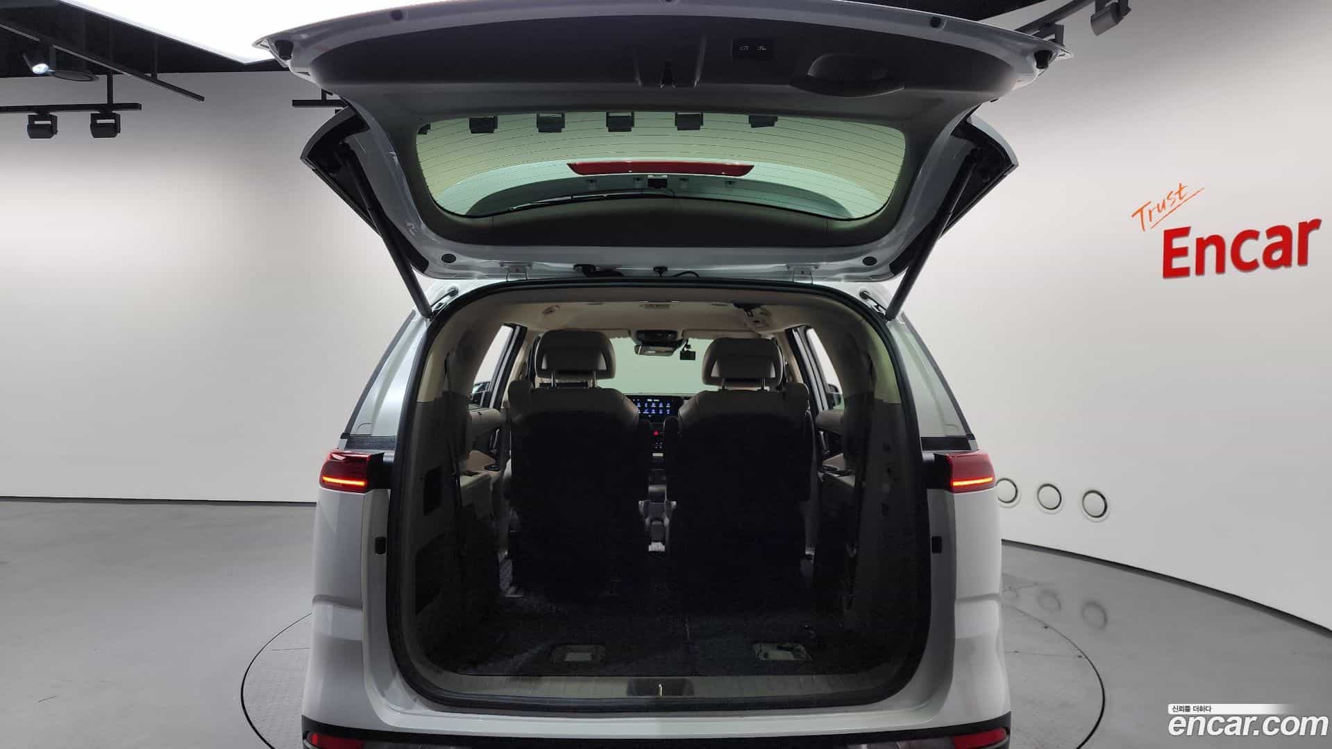 Canival Kia 2022.7-OPTION-021