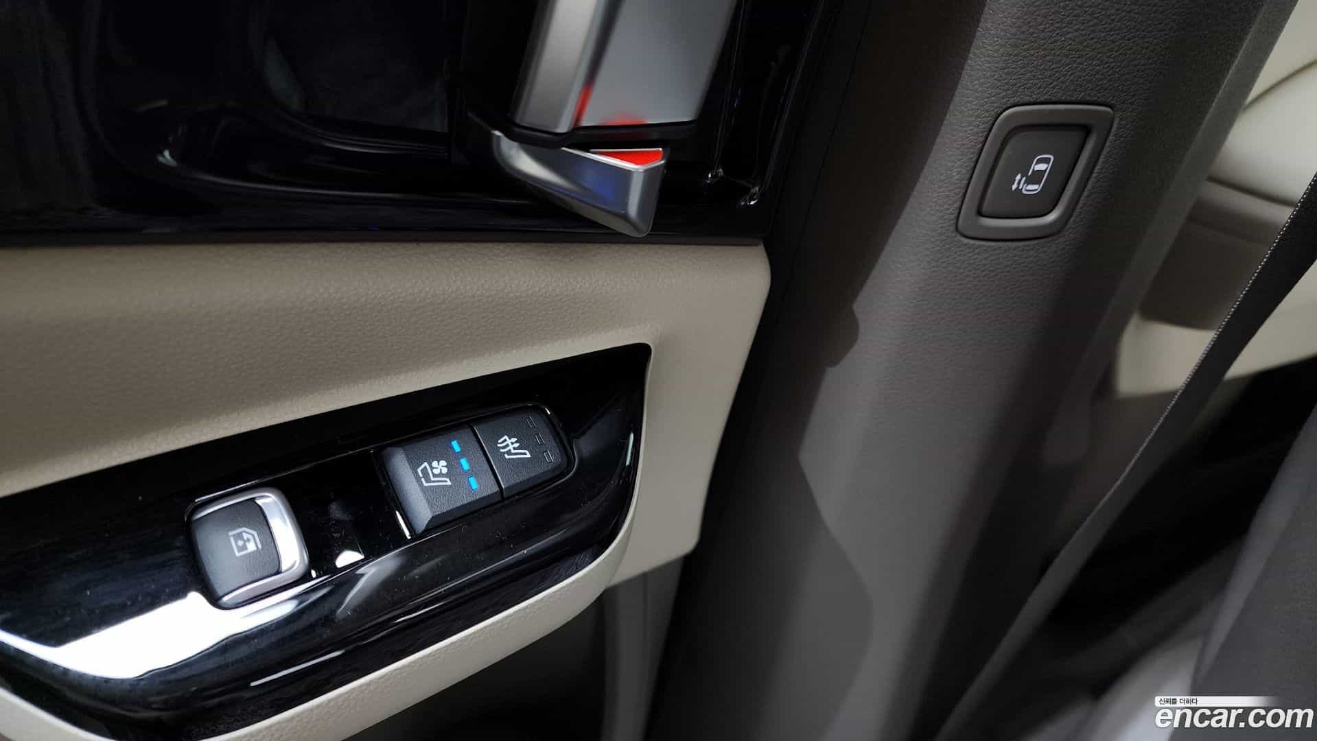 Canival Kia 2022.7-OPTION-042