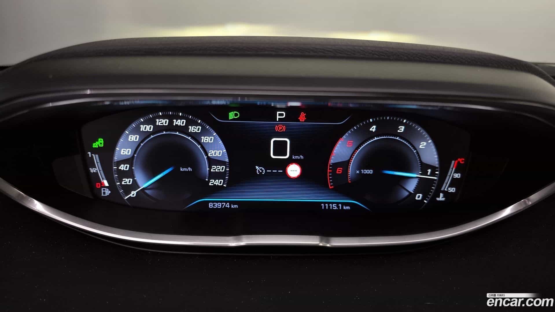 3008 Peugeot 2017.10-INNER-008