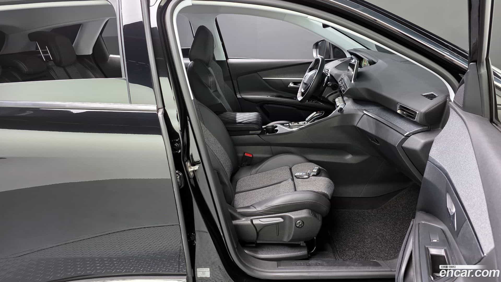 3008 Peugeot 2017.10-INNER-036