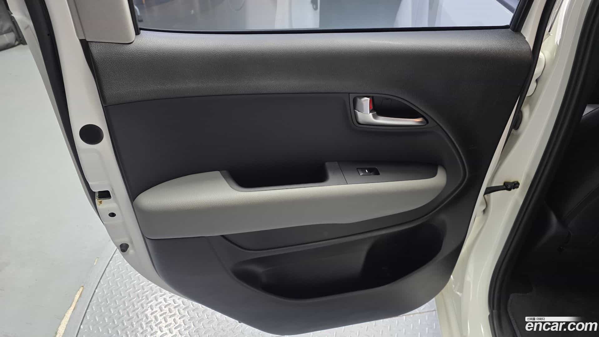 RAY Kia 2021.11-INNER-035