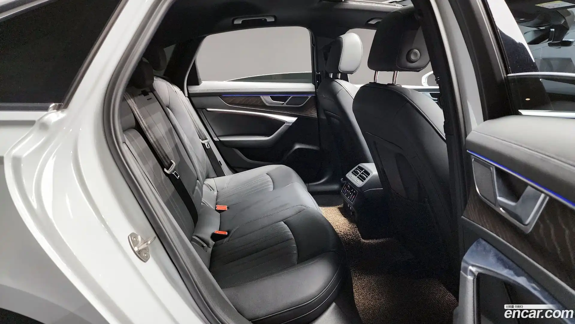 A6 Audi 2022.5-OPTION-015