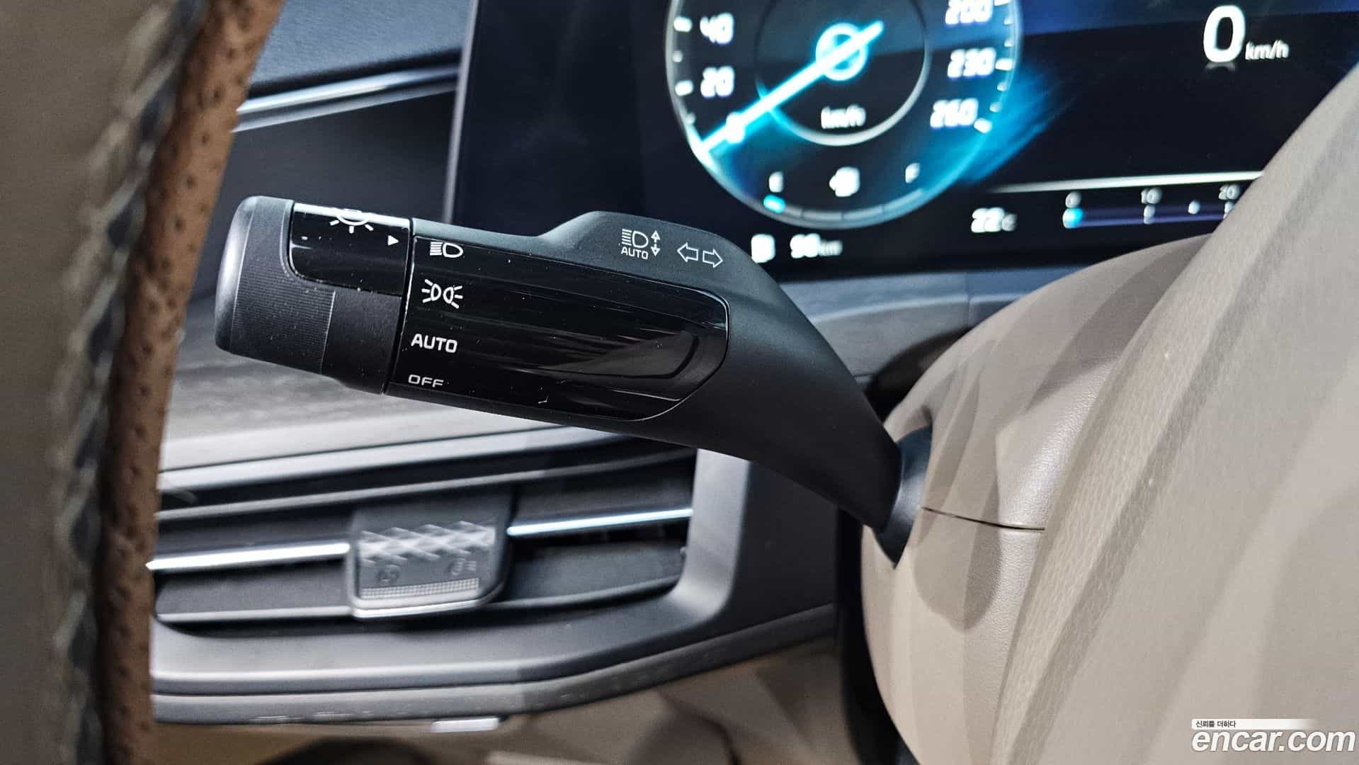 K8 Kia 2022.1-OPTION-042