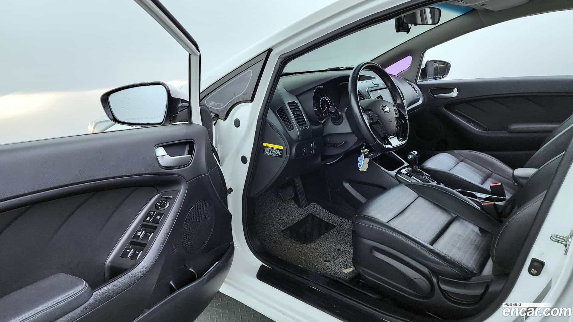K3 Kia 2017.7-INNER-010