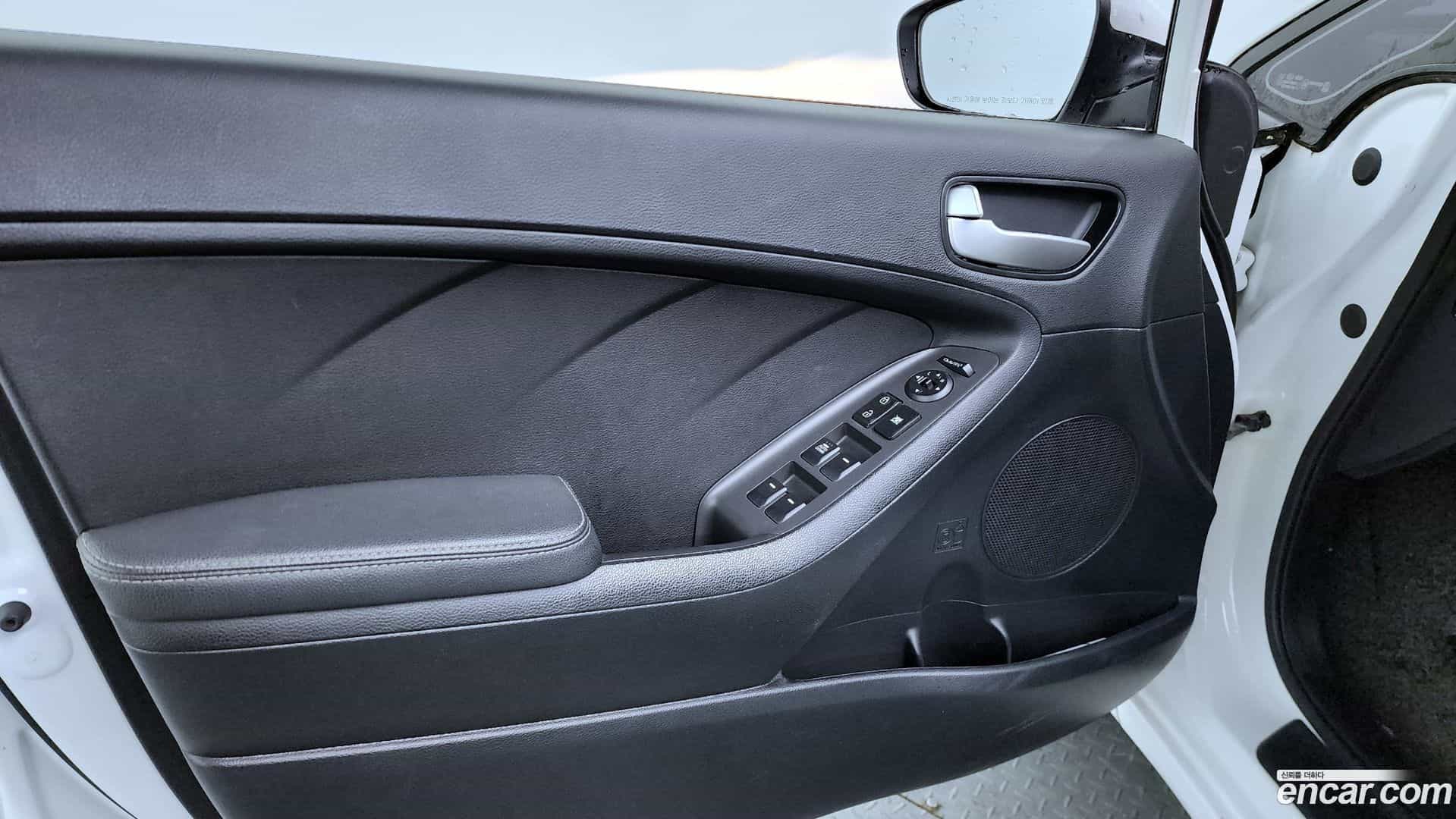 K3 Kia 2017.7-INNER-034